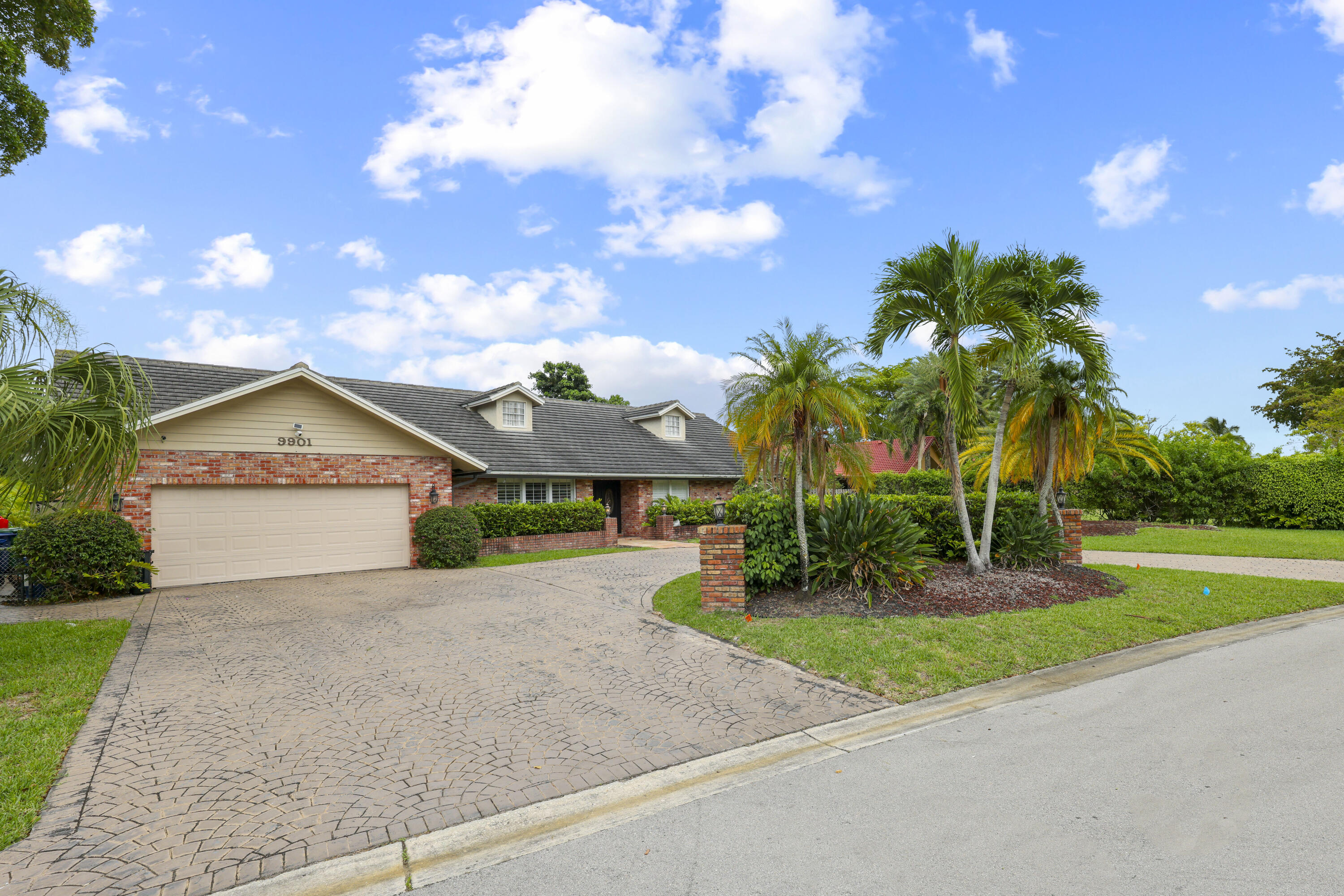 9901 NW 15th Court