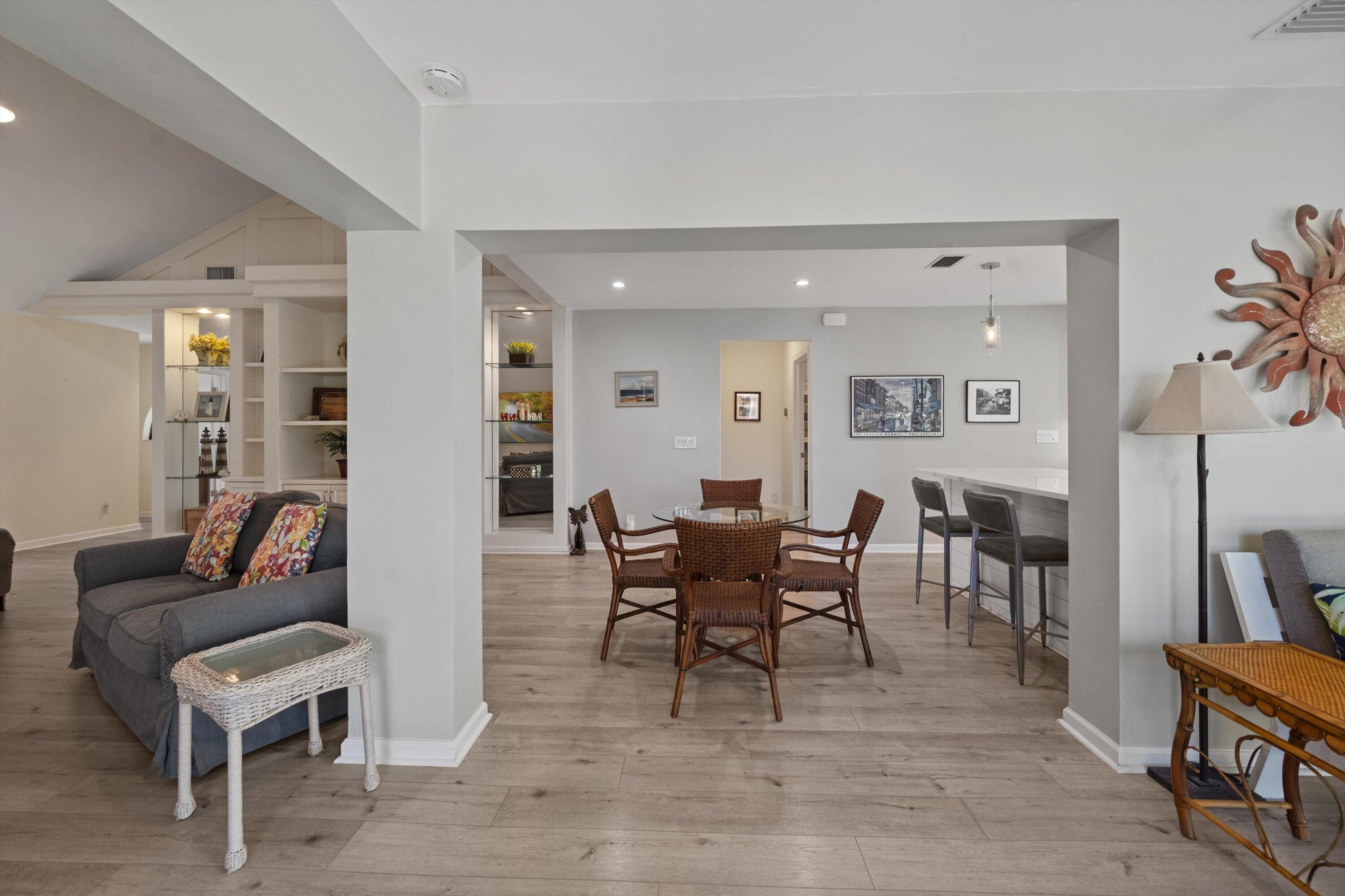 TRADERS CROSSING AT JONATHANS LANDING - Residential
