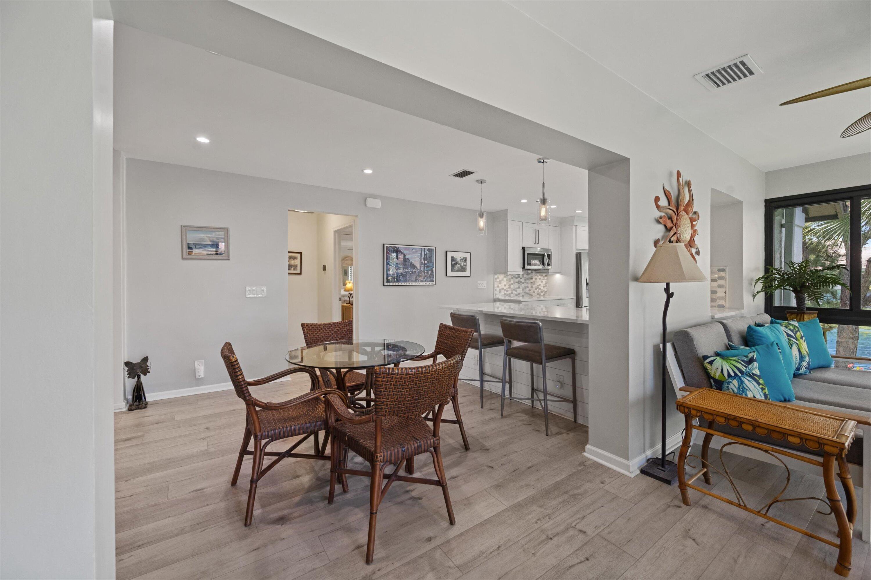 TRADERS CROSSING AT JONATHANS LANDING - Residential