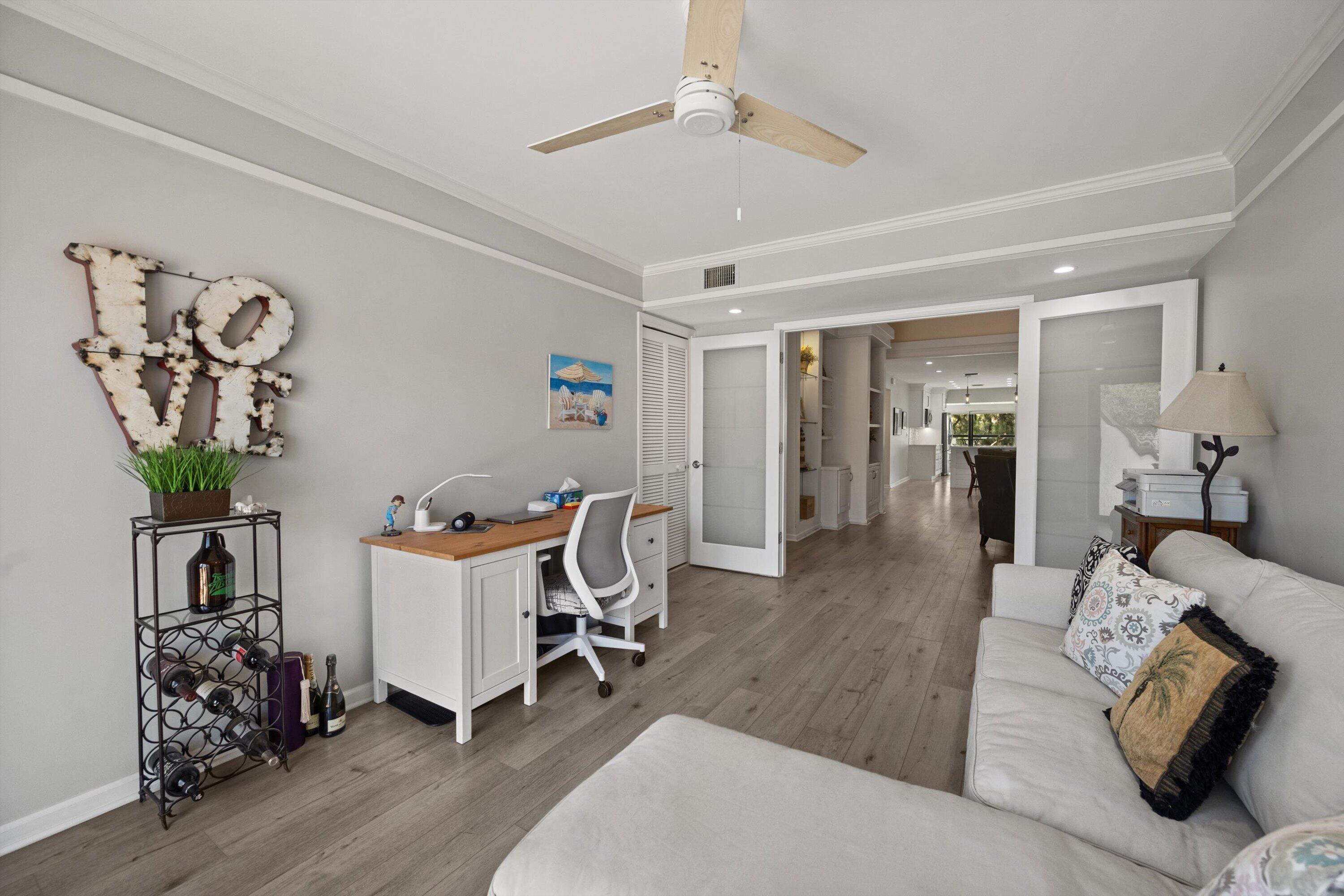 TRADERS CROSSING AT JONATHANS LANDING - Residential