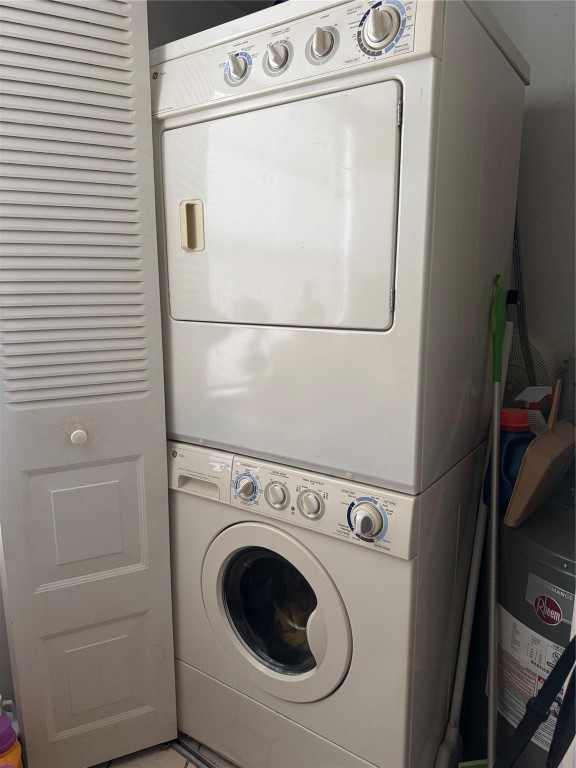 Palm Springs II - Residential