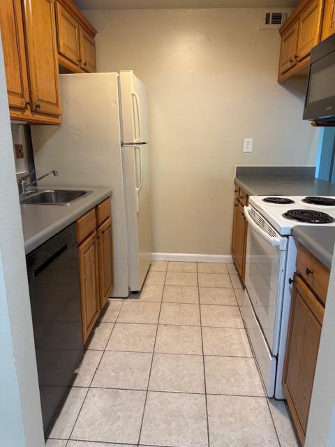PRESIDENTIAL GOLFVIEW CONDO - Residential