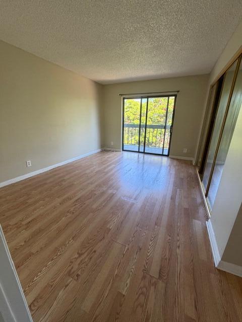 PRESIDENTIAL GOLFVIEW CONDO - Residential