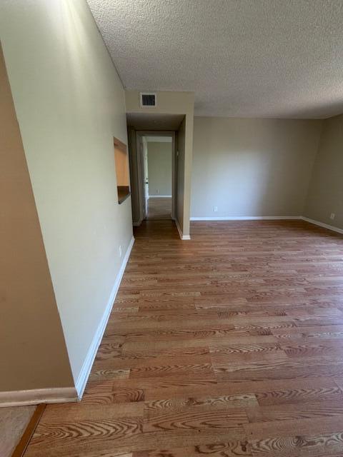 PRESIDENTIAL GOLFVIEW CONDO - Residential