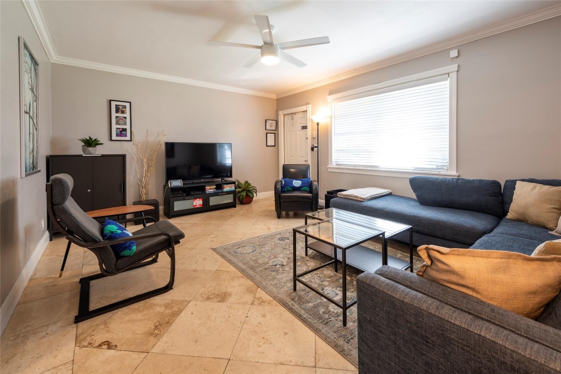 SOUTH MIDDLE RIVER - Residential Lease