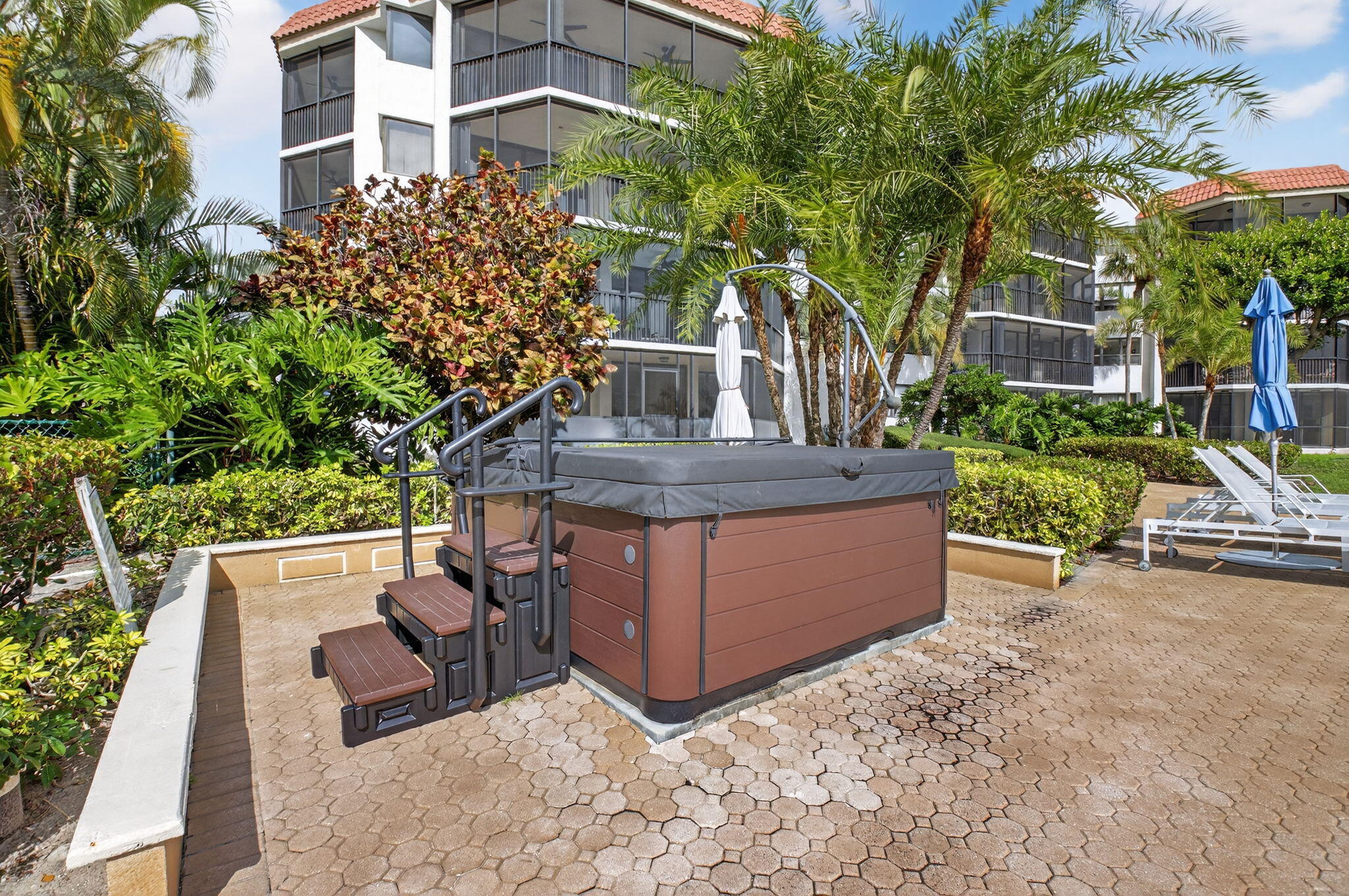 PORTA BELLA EAST AND PORTA BELLA SOUTHWEST CONDO A - Residential