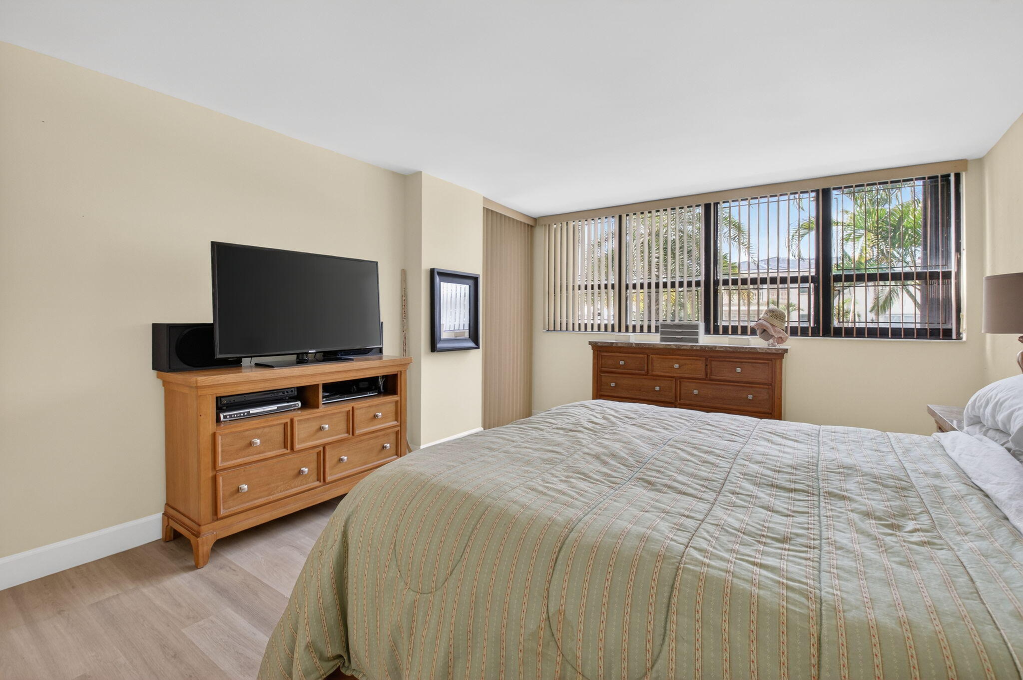 PORTA BELLA EAST AND PORTA BELLA SOUTHWEST CONDO A - Residential