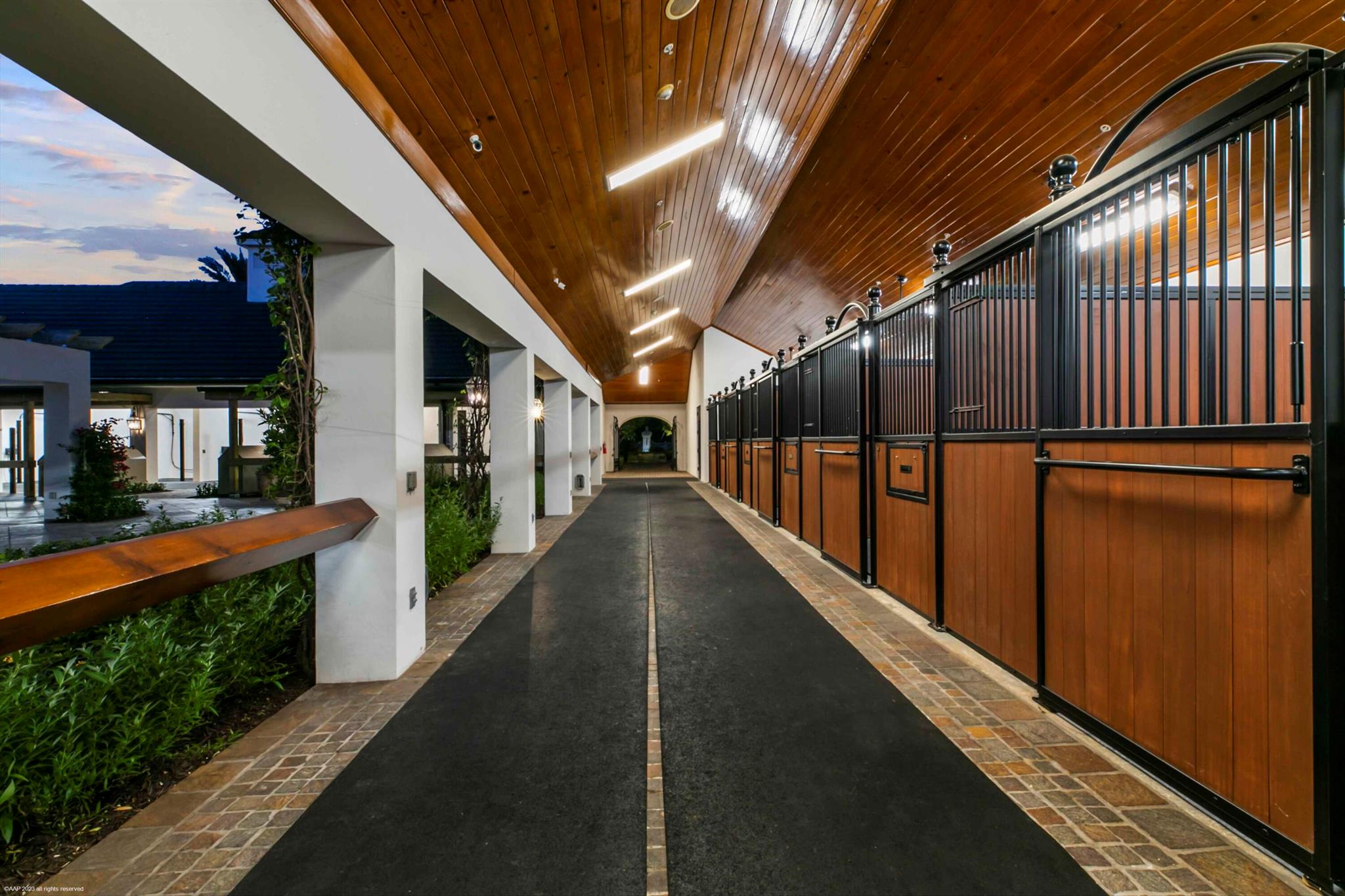 GRAND PRIX FARMS - Residential