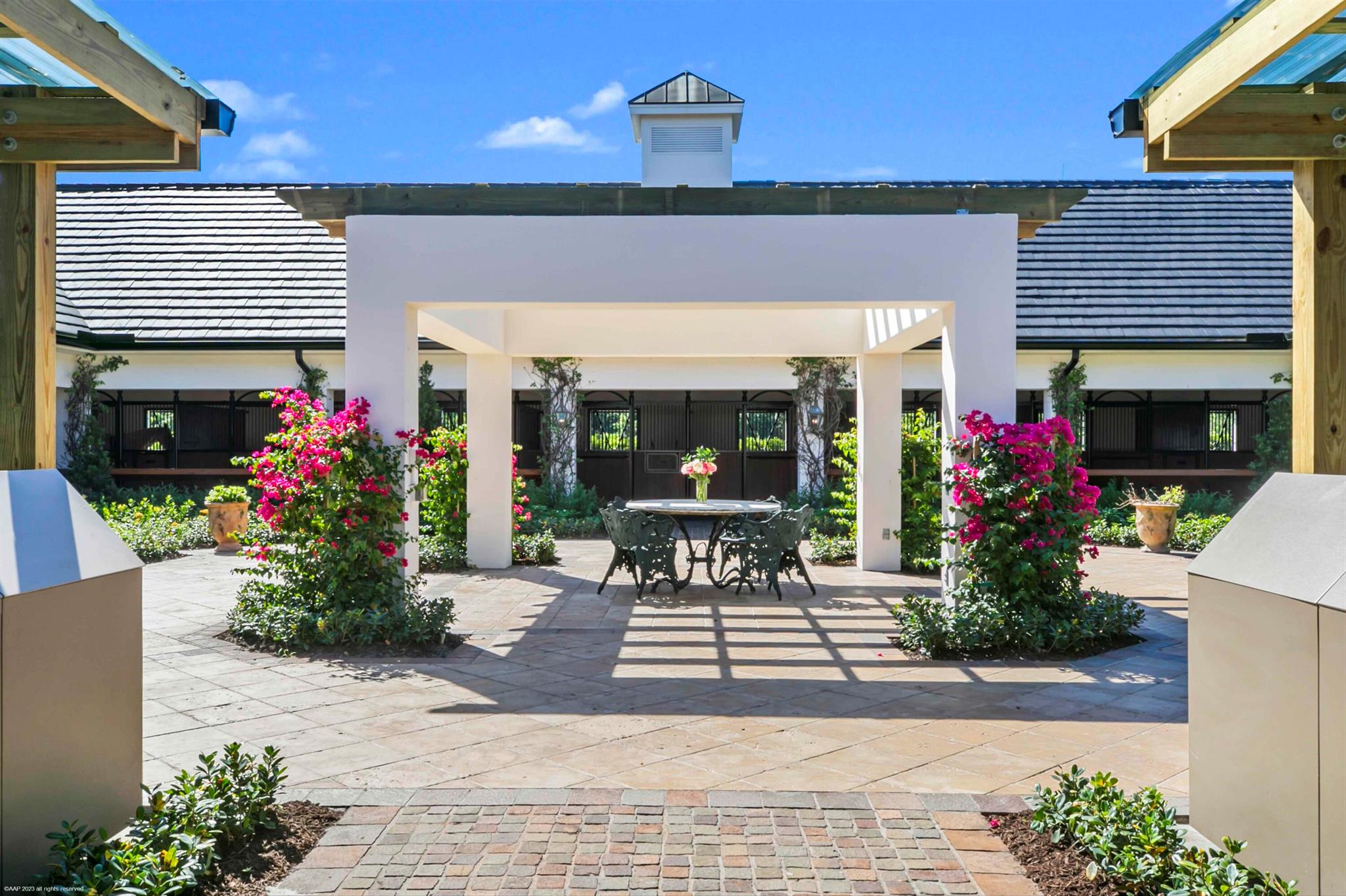 GRAND PRIX FARMS - Residential