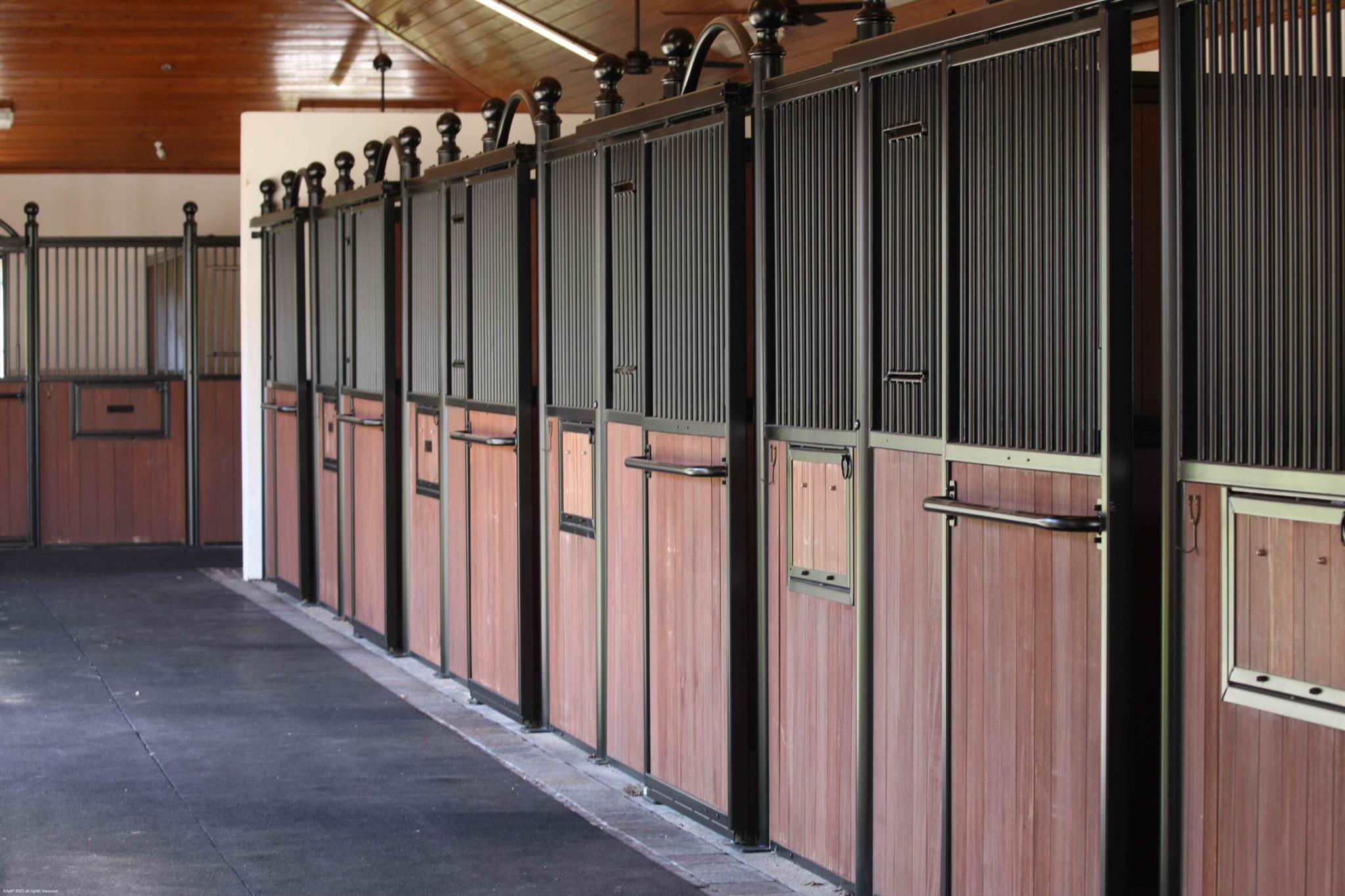 GRAND PRIX FARMS - Residential