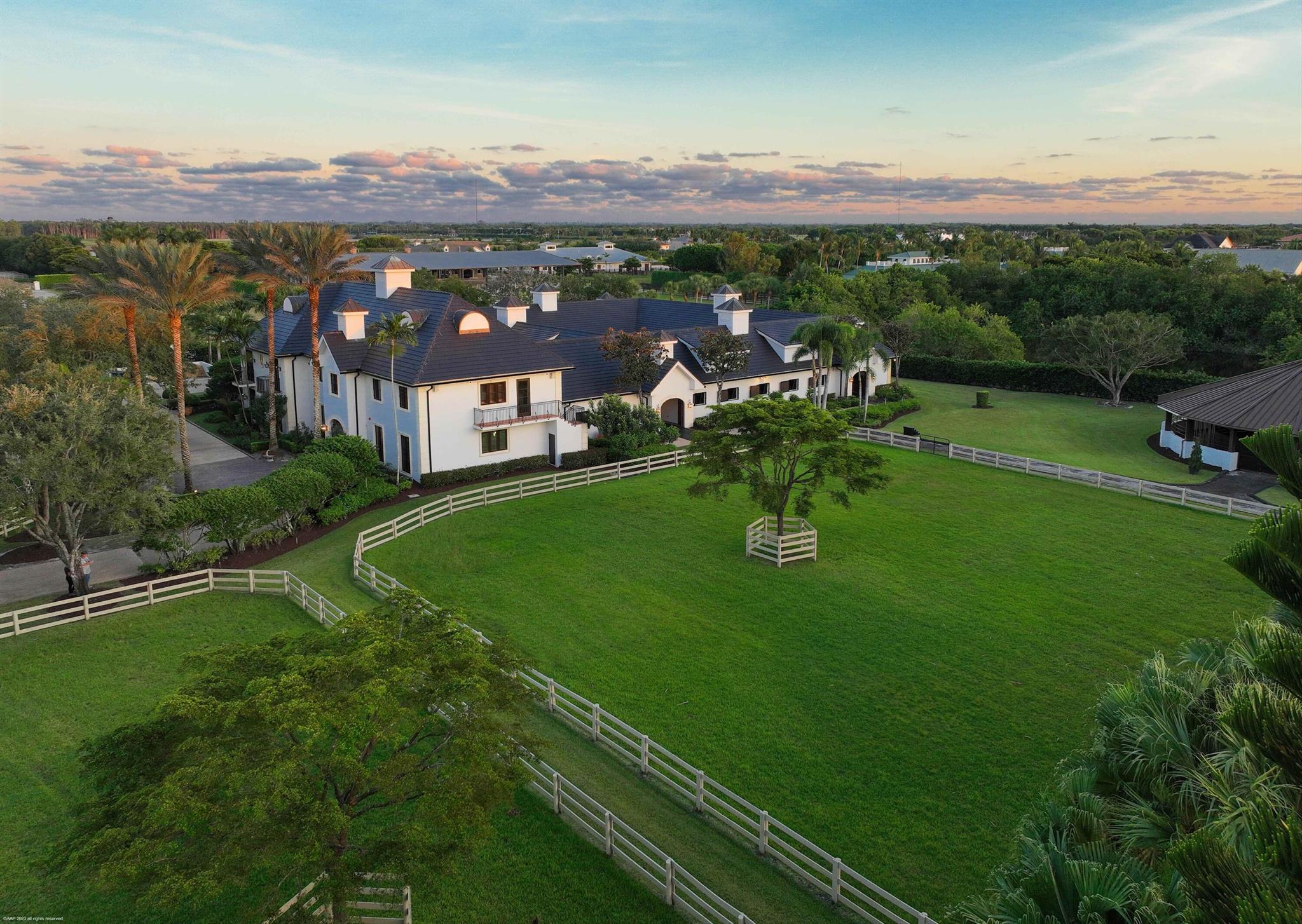 GRAND PRIX FARMS - Residential