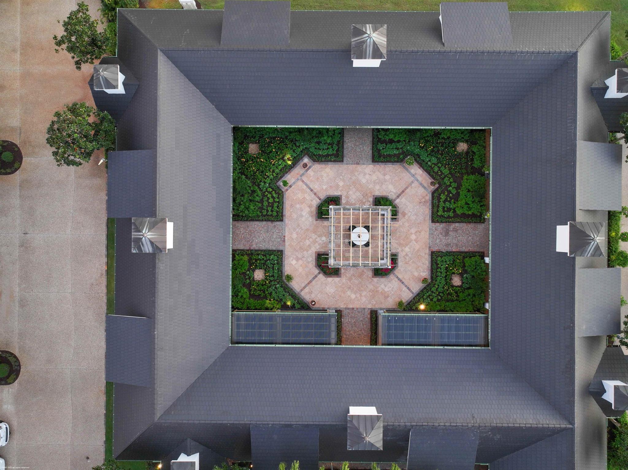 GRAND PRIX FARMS - Residential