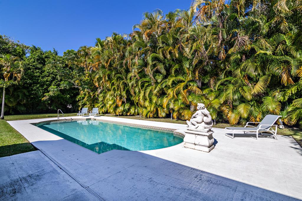 EL ENCANTO - Residential