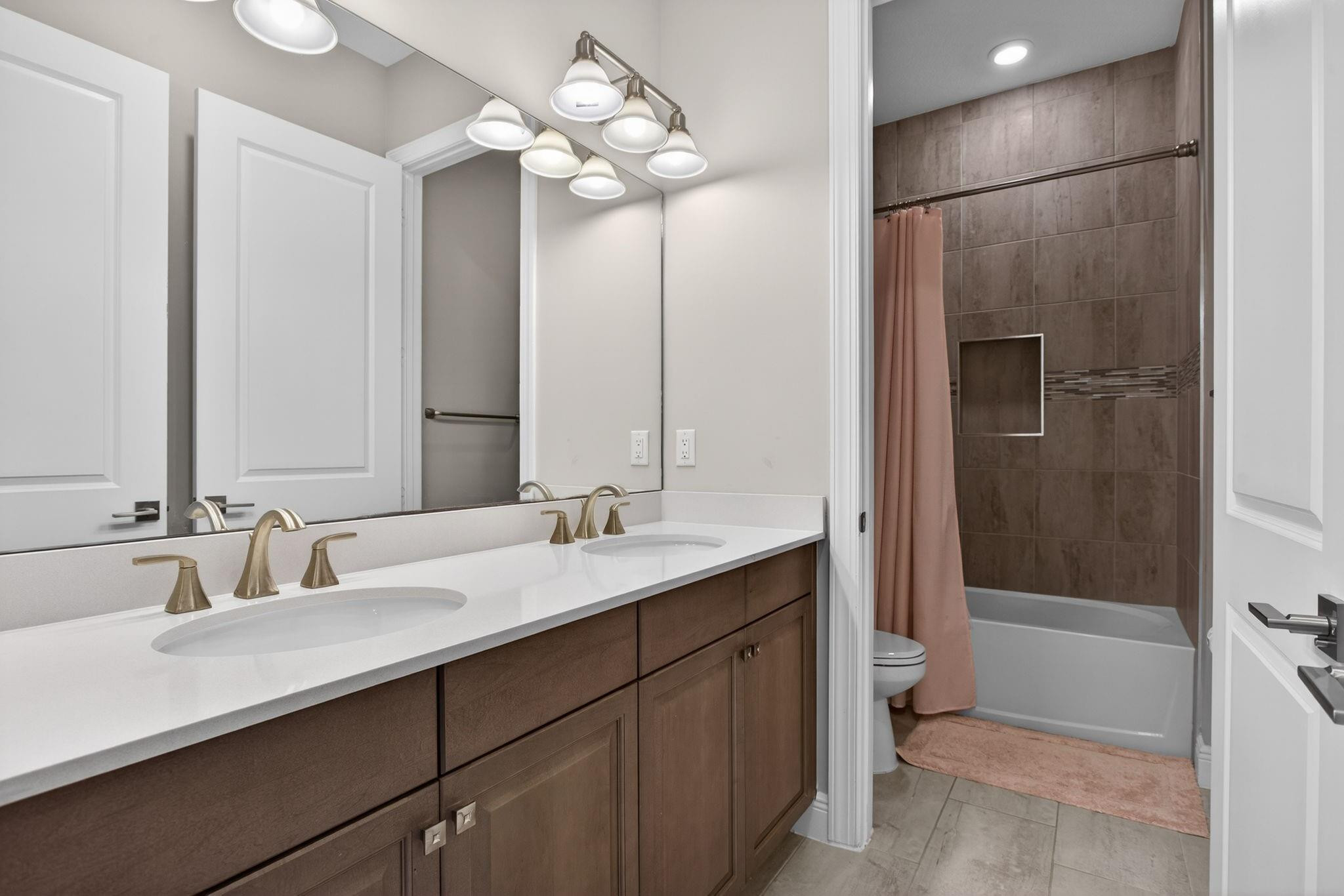 Parkland Bay - Residential