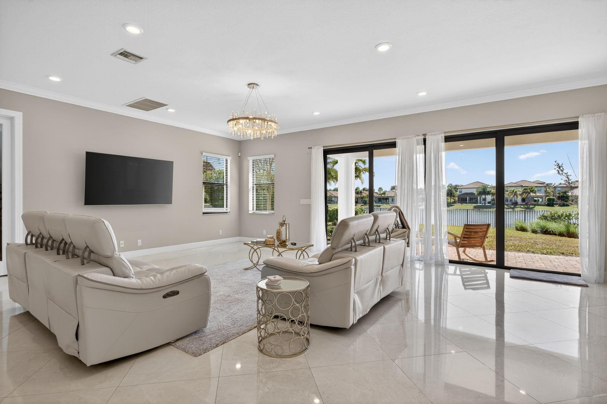 Parkland Bay - Residential