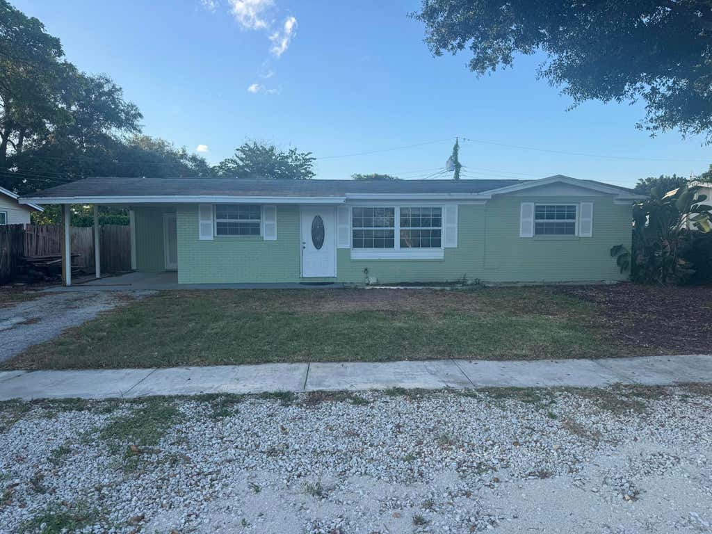 Photo of 5807 SULLIVAN Road, Jupiter, FL 33458 (MLS # B26066670)
