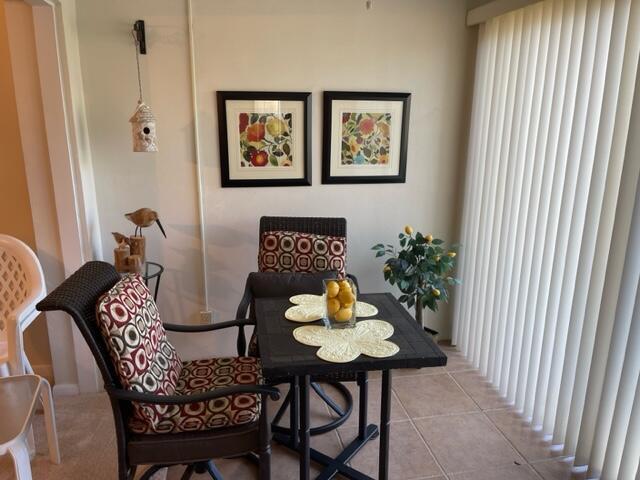 COLONIAL CLUB CONDO SEC 2 - Residential