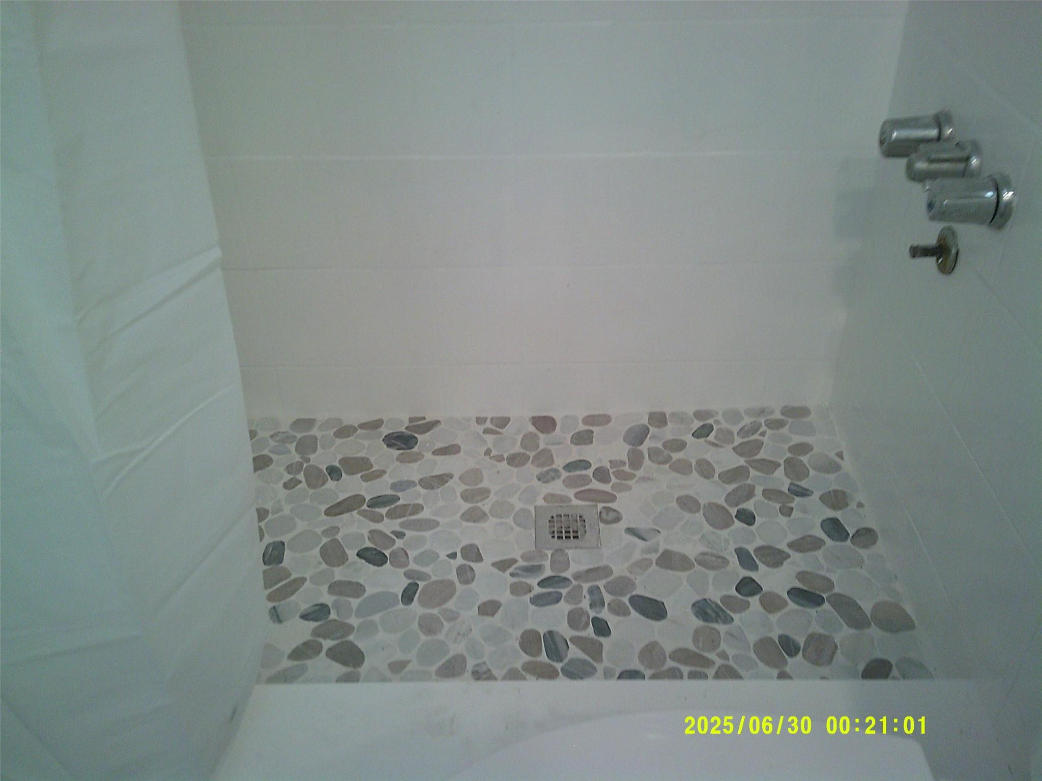 MARGATE GARDENS CONDO - Residential Lease
