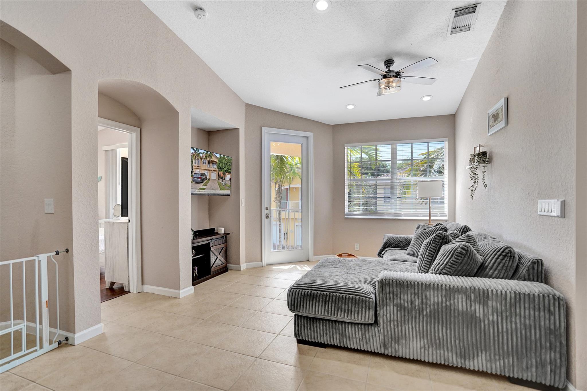 SIERRA BAY - Residential