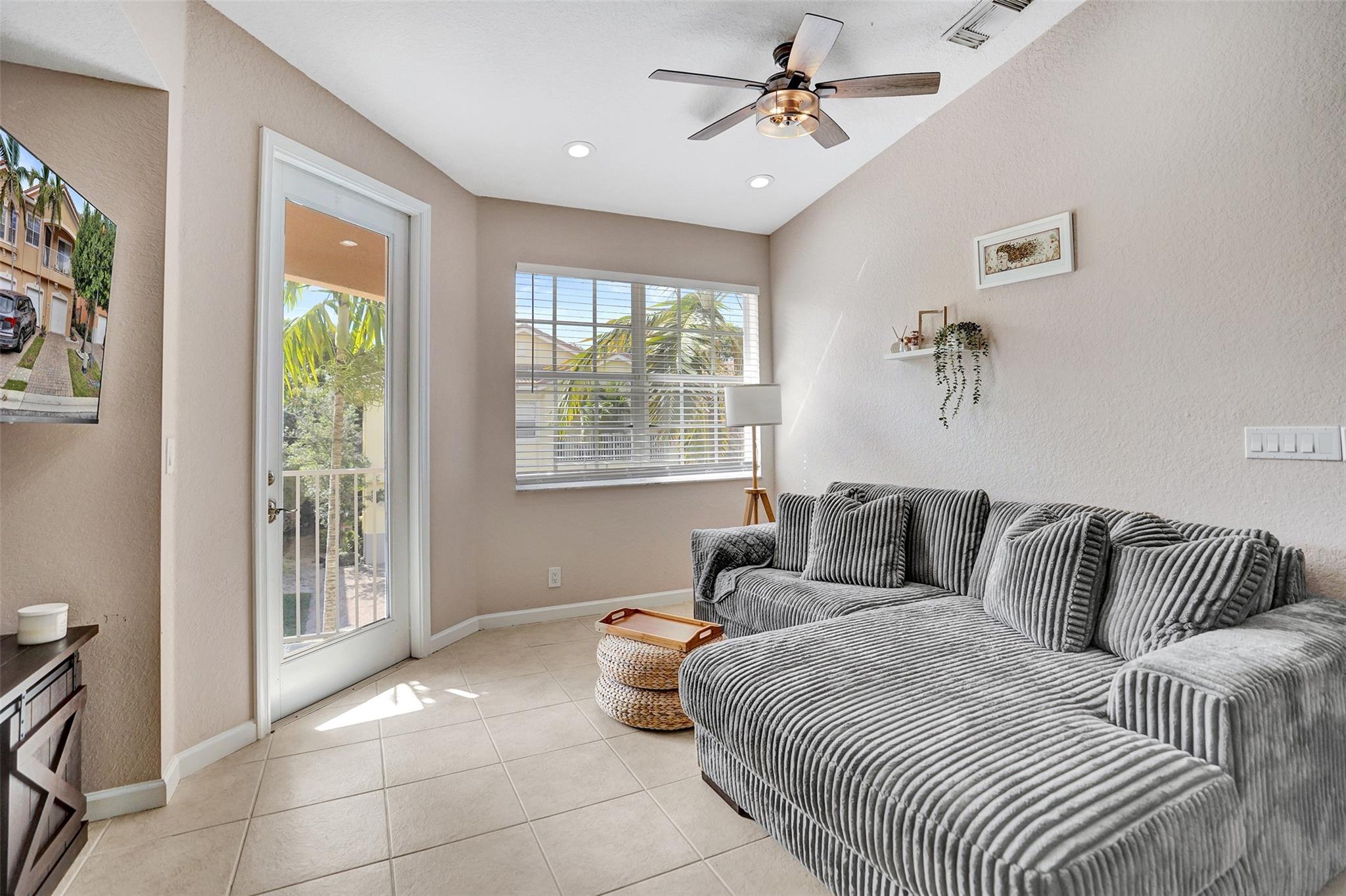 SIERRA BAY - Residential
