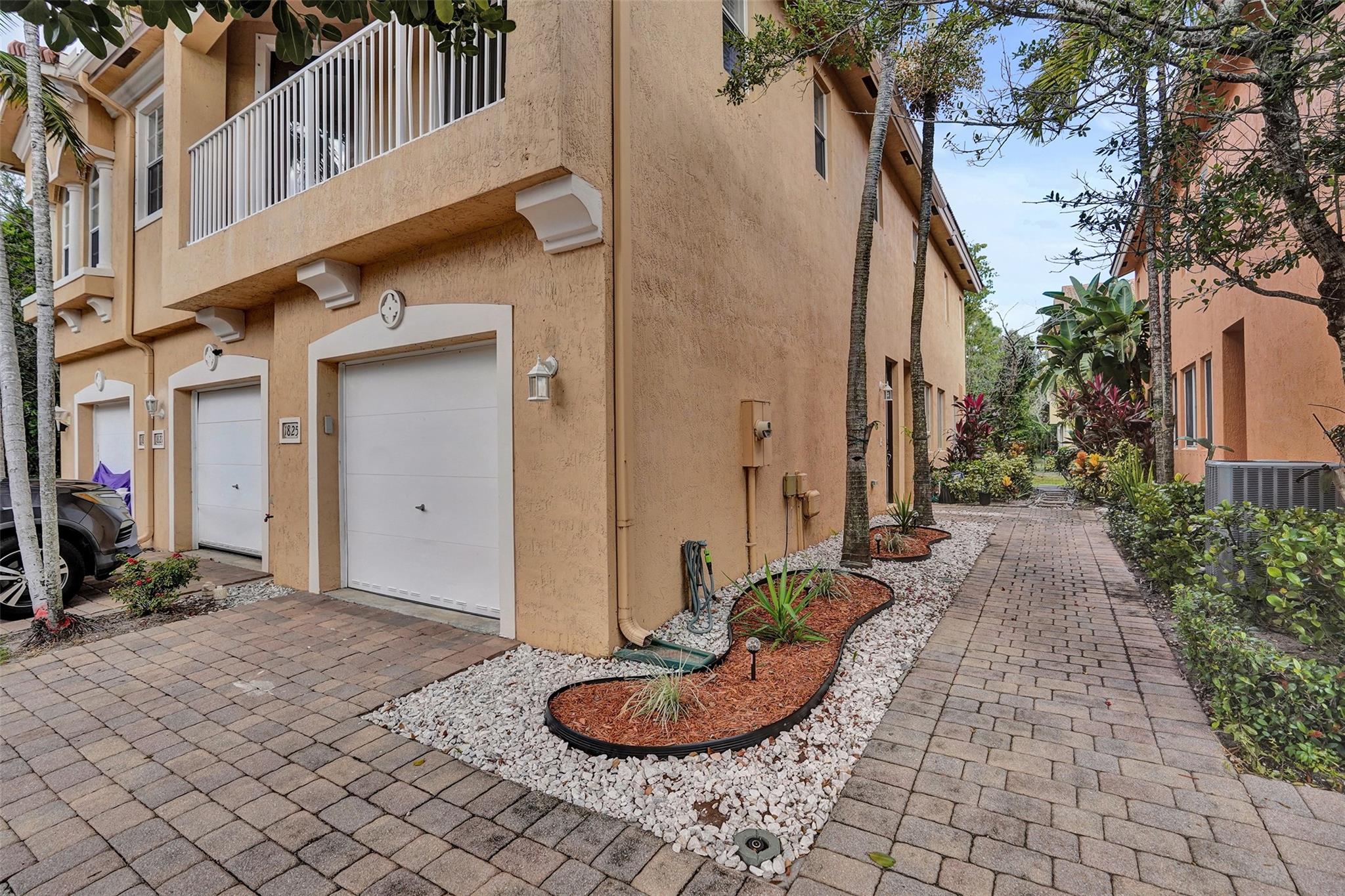 SIERRA BAY - Residential