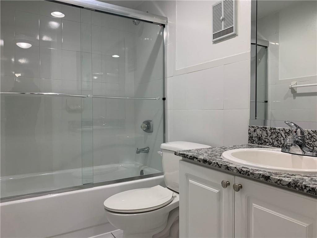 Aventura Harbor - Residential Lease