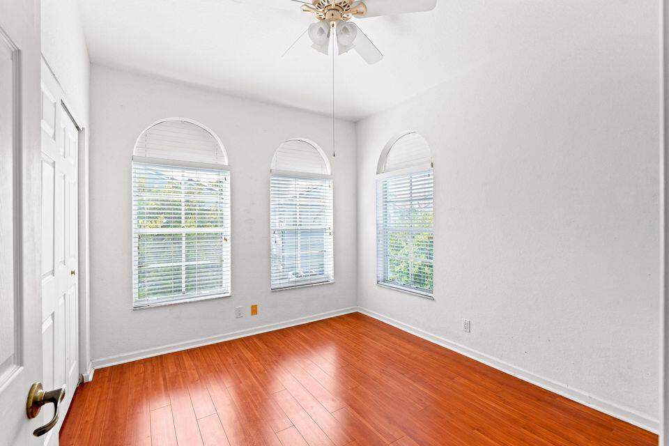 THOUSAND OAKS - Residential