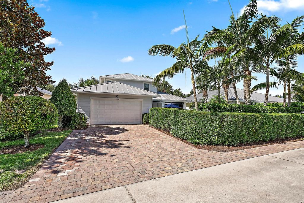 Photo of 1041 Duval Street, Jupiter, FL 33458 (MLS # R11091159)