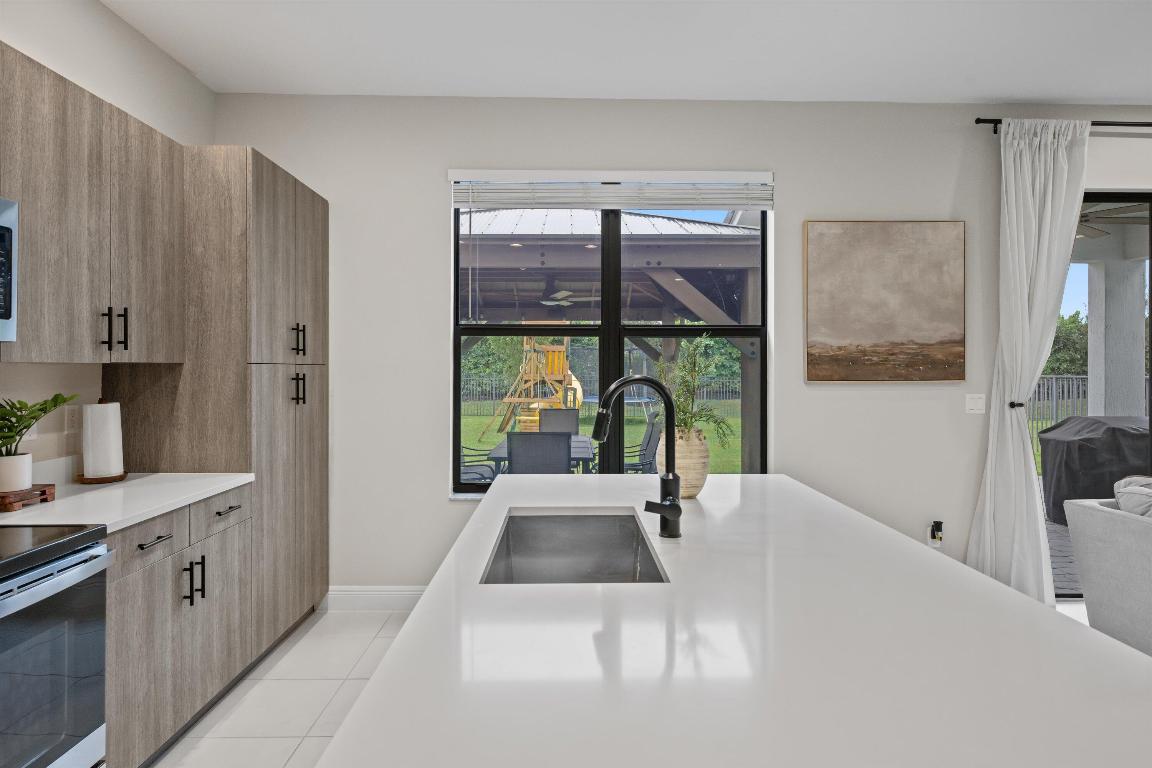 SKY COVE - Residential