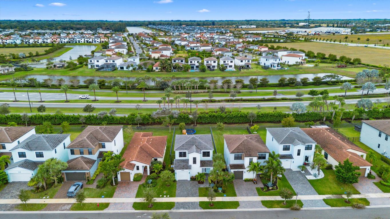 SKY COVE - Residential