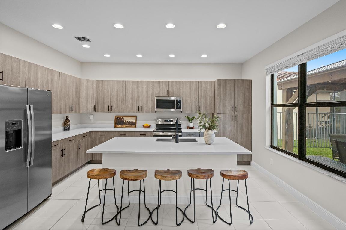 SKY COVE - Residential