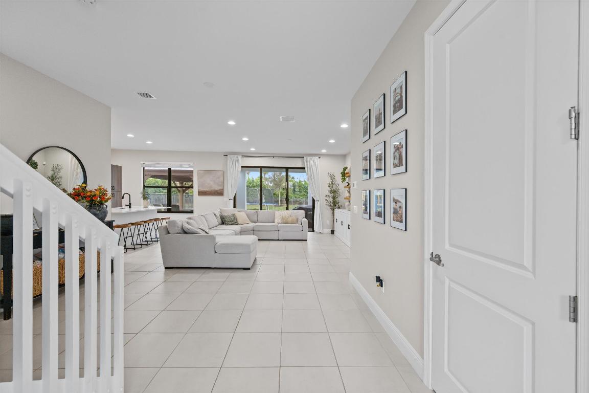 SKY COVE - Residential