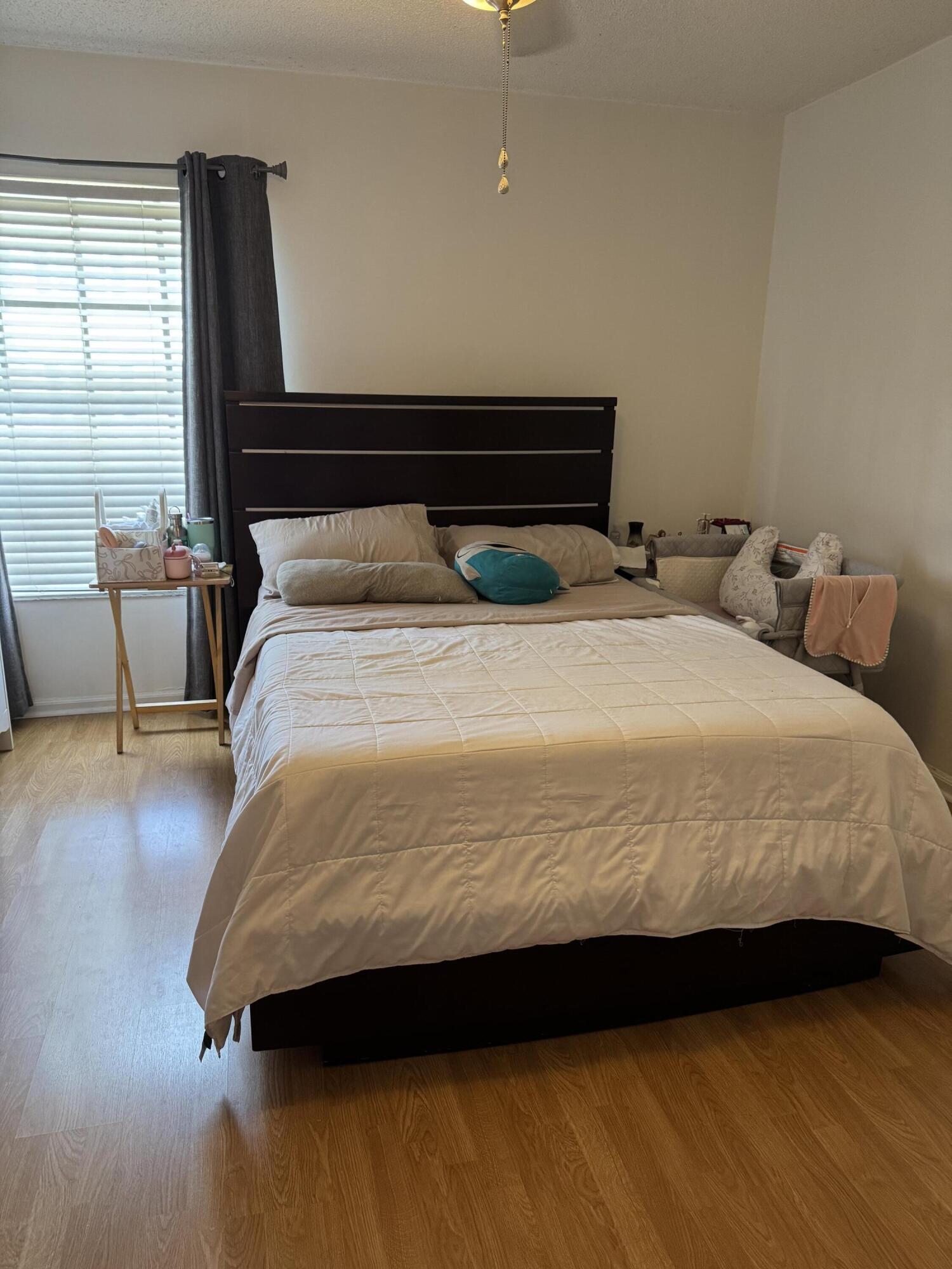 IMPERIAL POINT COLONNADES CONDO - Residential Lease