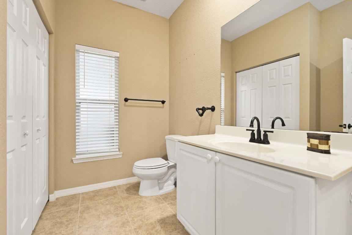 THE LAKES AT THE SAVANNAHS CONDOMINIUM - Residential