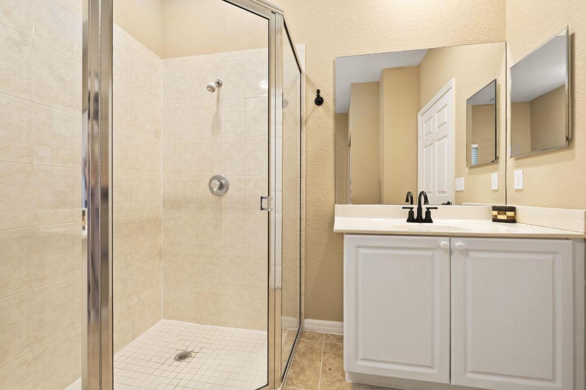 THE LAKES AT THE SAVANNAHS CONDOMINIUM - Residential