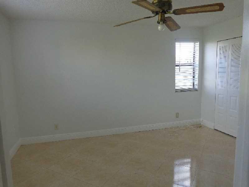 SUNRISE LAKES PHASE 4 - Residential