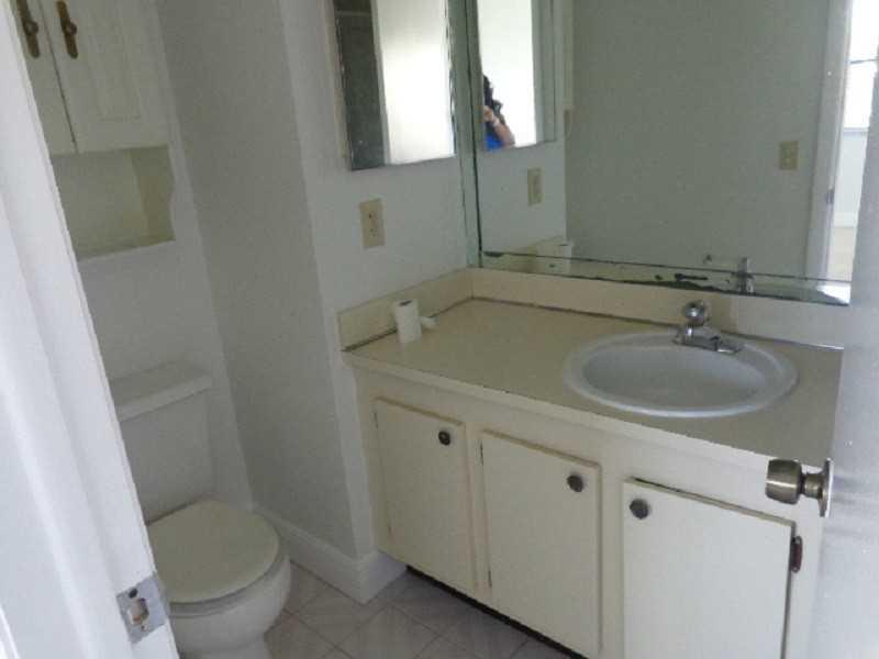 SUNRISE LAKES PHASE 4 - Residential