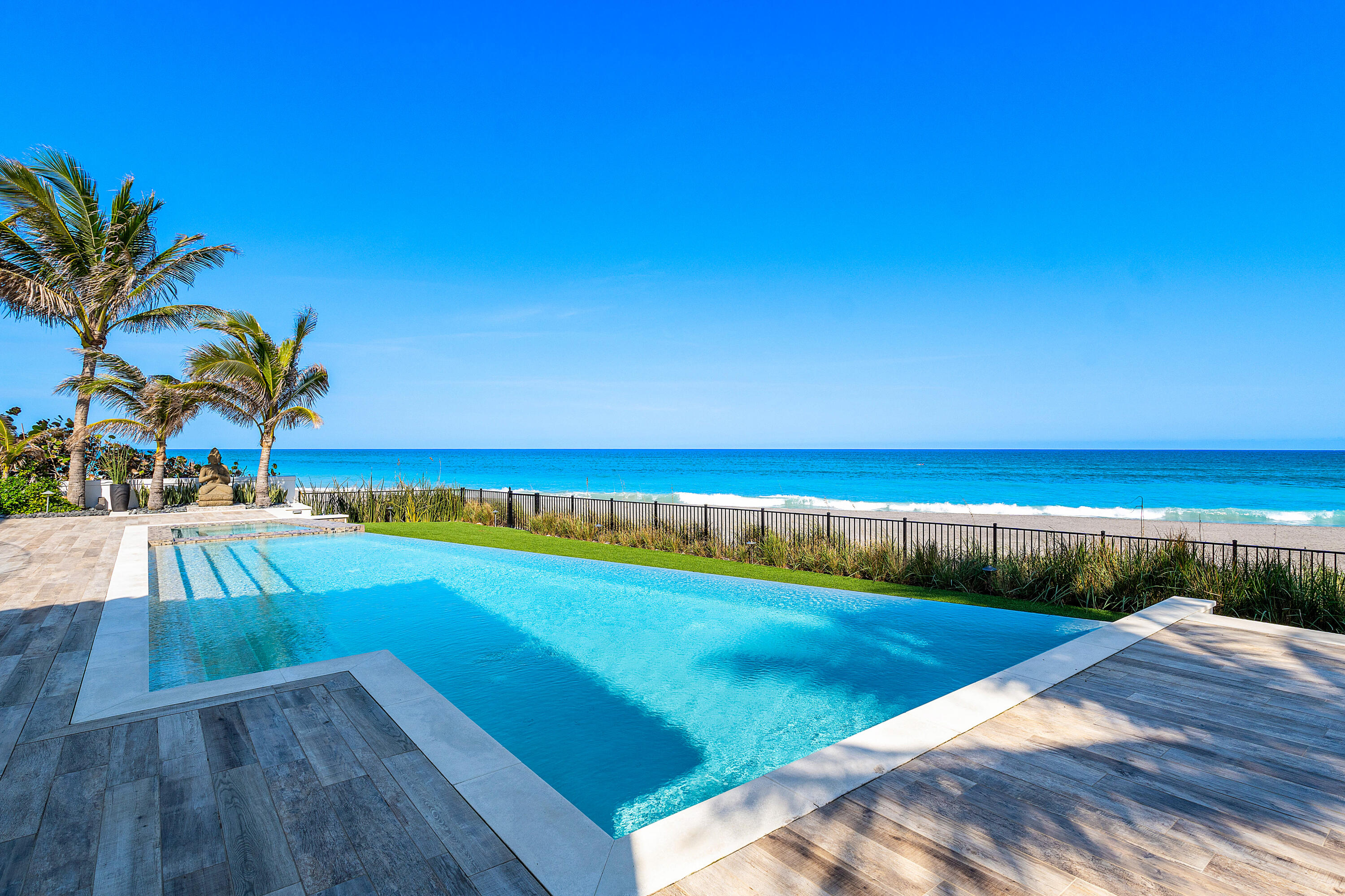 JUPITER INLET BEACH COLONY - Residential