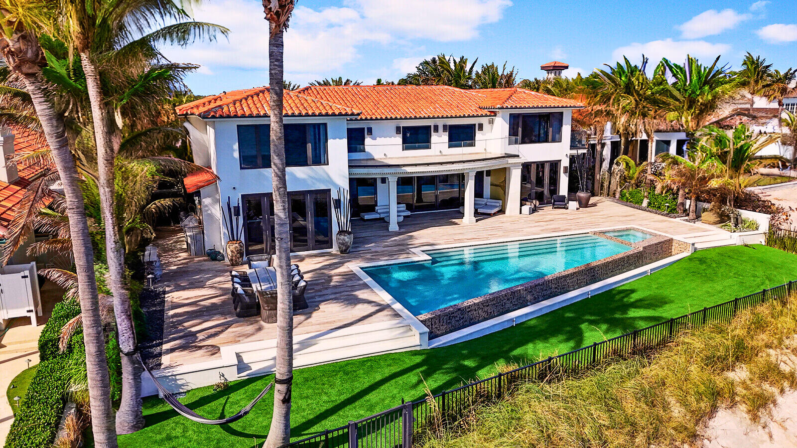 JUPITER INLET BEACH COLONY - Residential