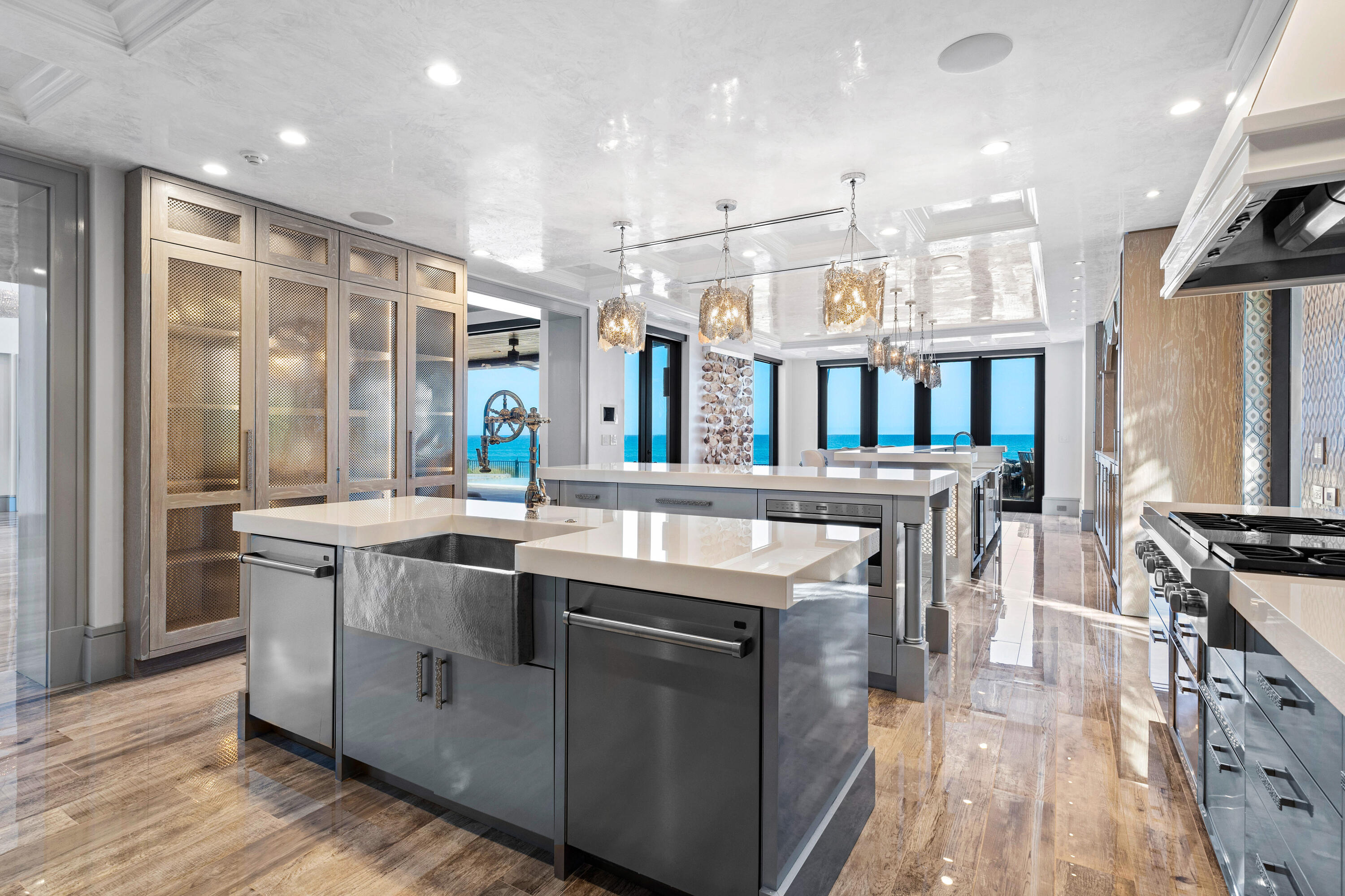 JUPITER INLET BEACH COLONY - Residential