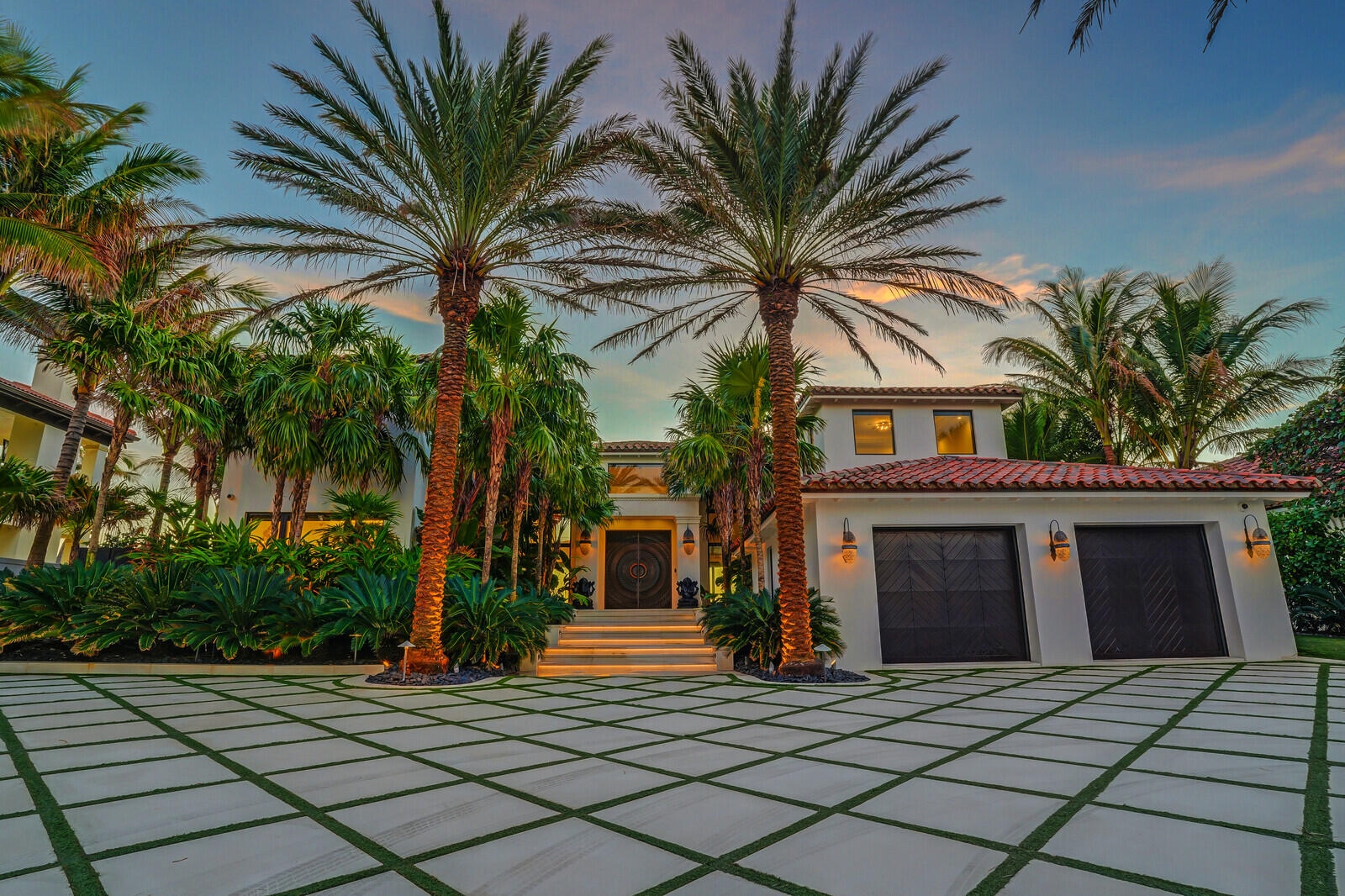 JUPITER INLET BEACH COLONY - Residential
