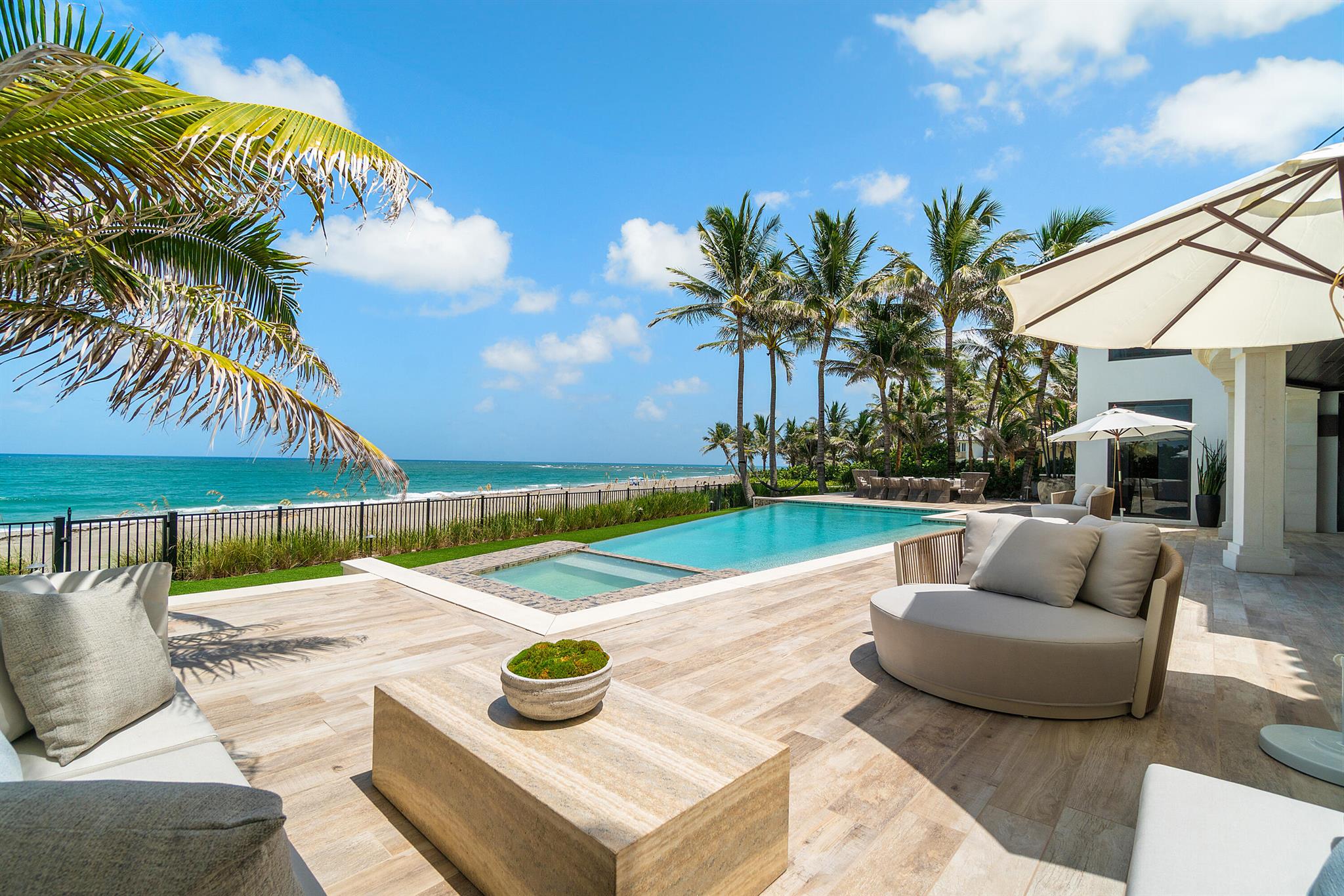 JUPITER INLET BEACH COLON - Residential