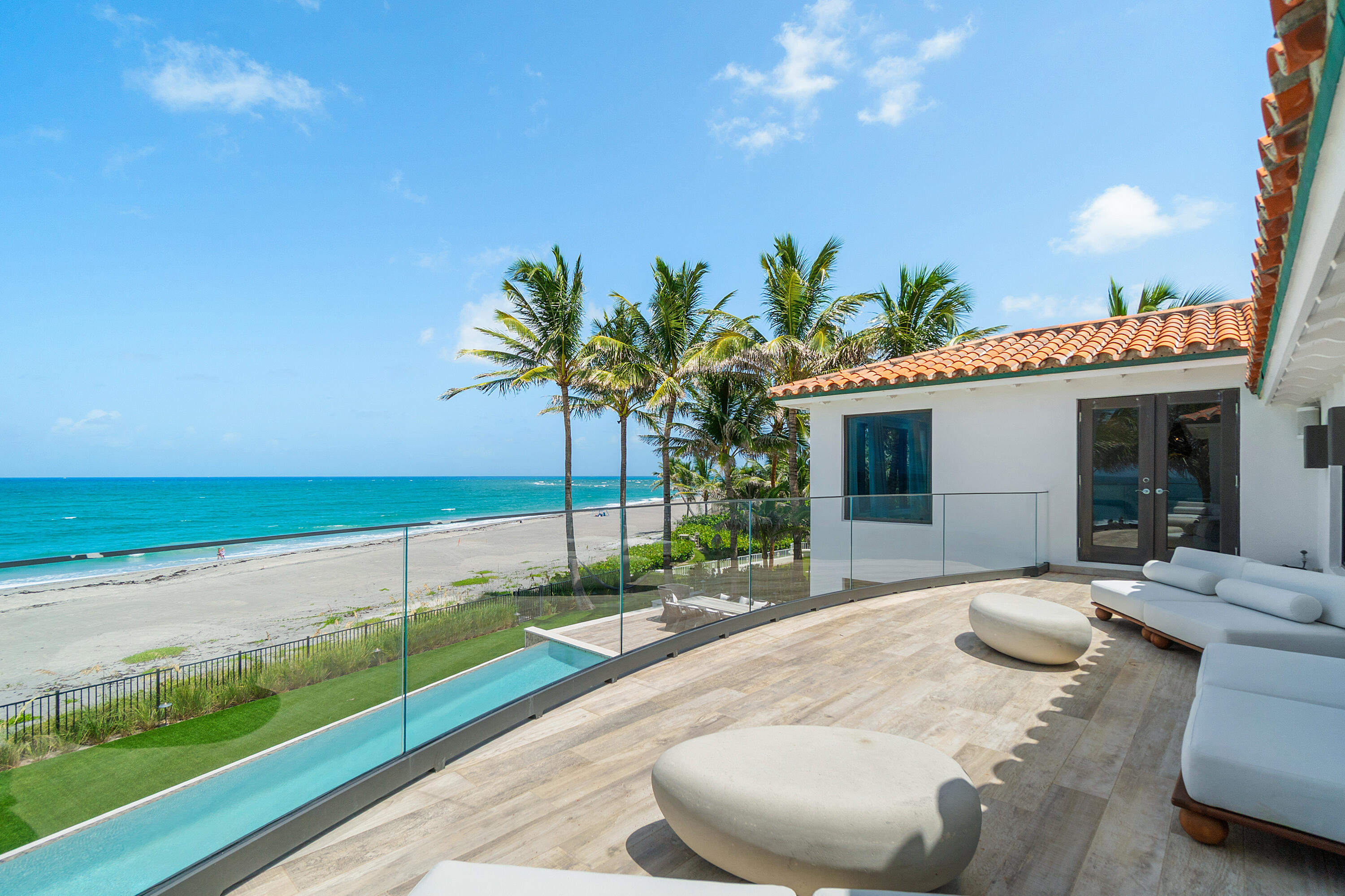 JUPITER INLET BEACH COLONY - Residential