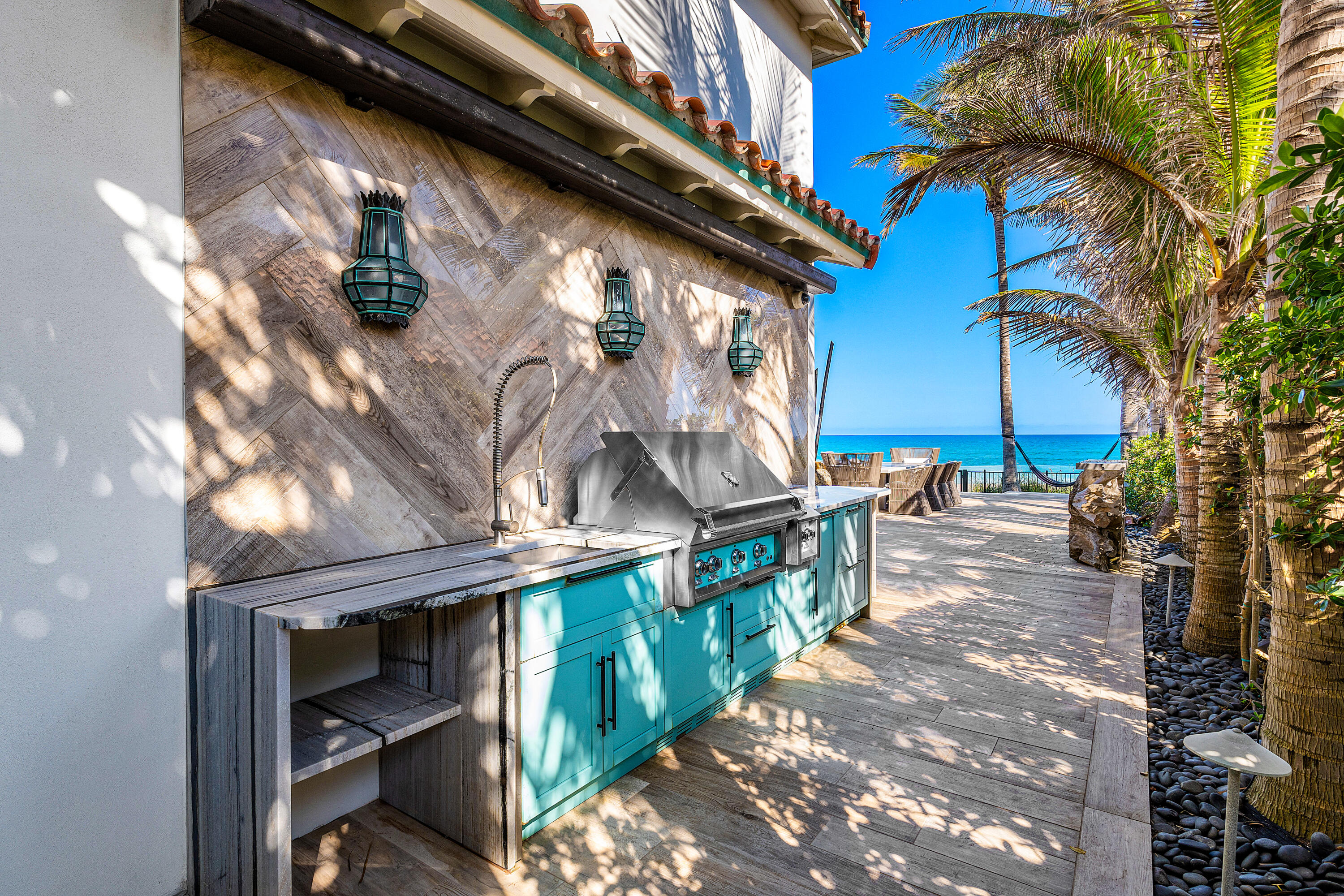 JUPITER INLET BEACH COLONY - Residential