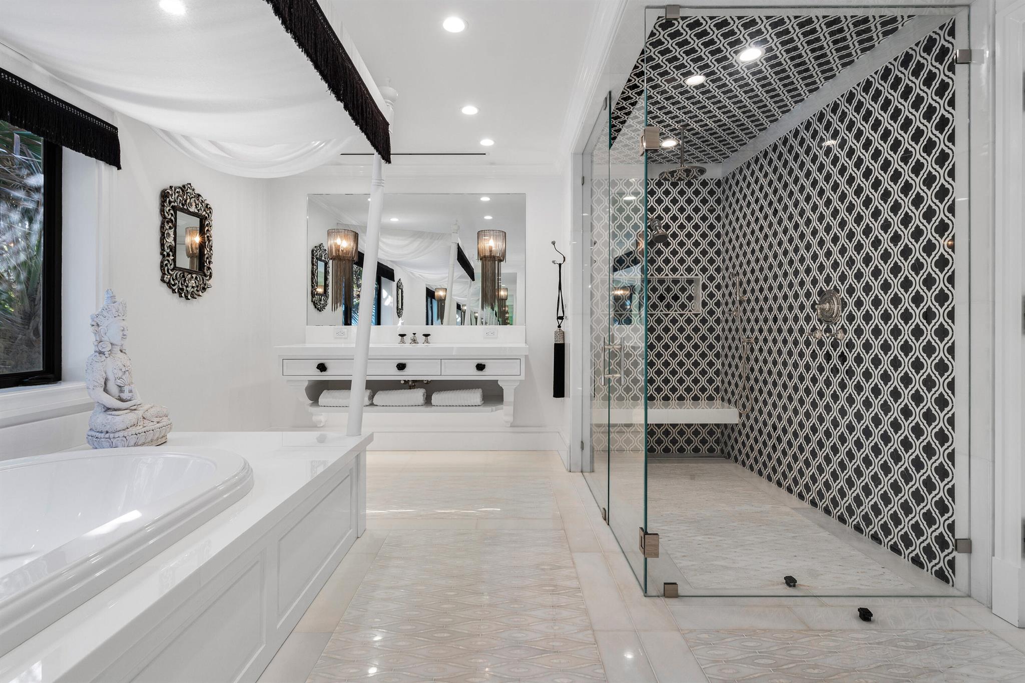 JUPITER INLET BEACH COLON - Residential