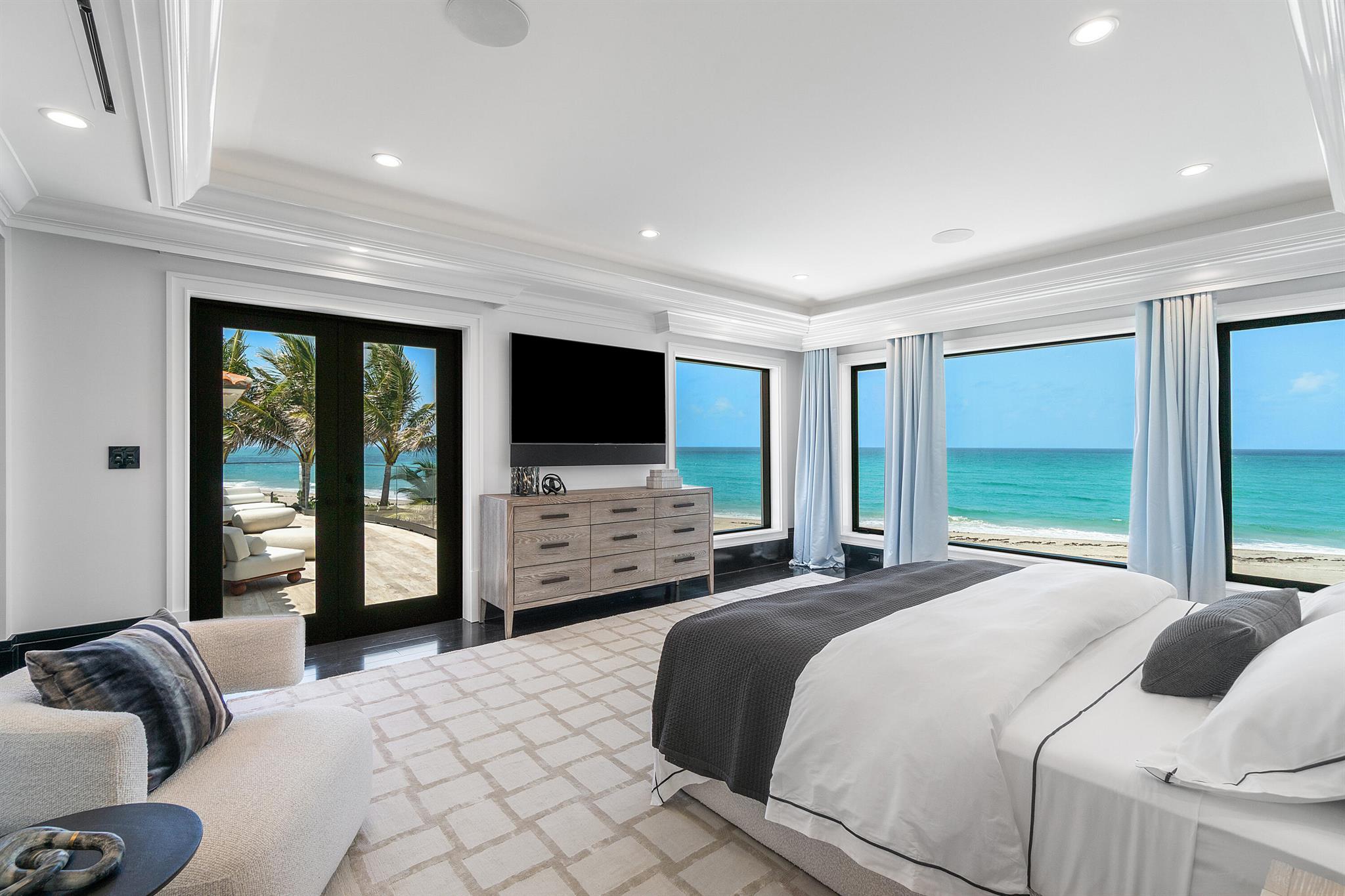 JUPITER INLET BEACH COLON - Residential