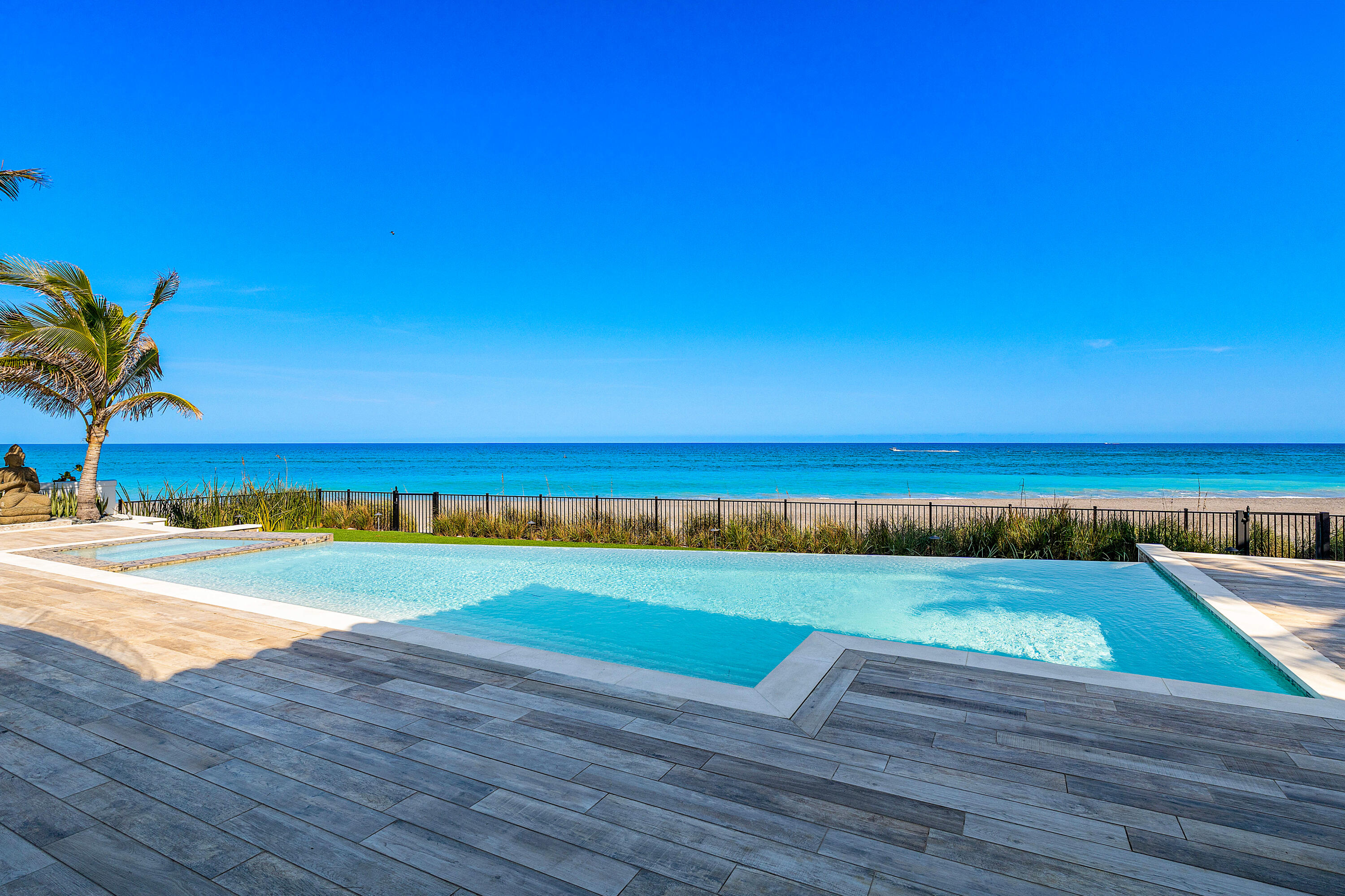 JUPITER INLET BEACH COLONY - Residential