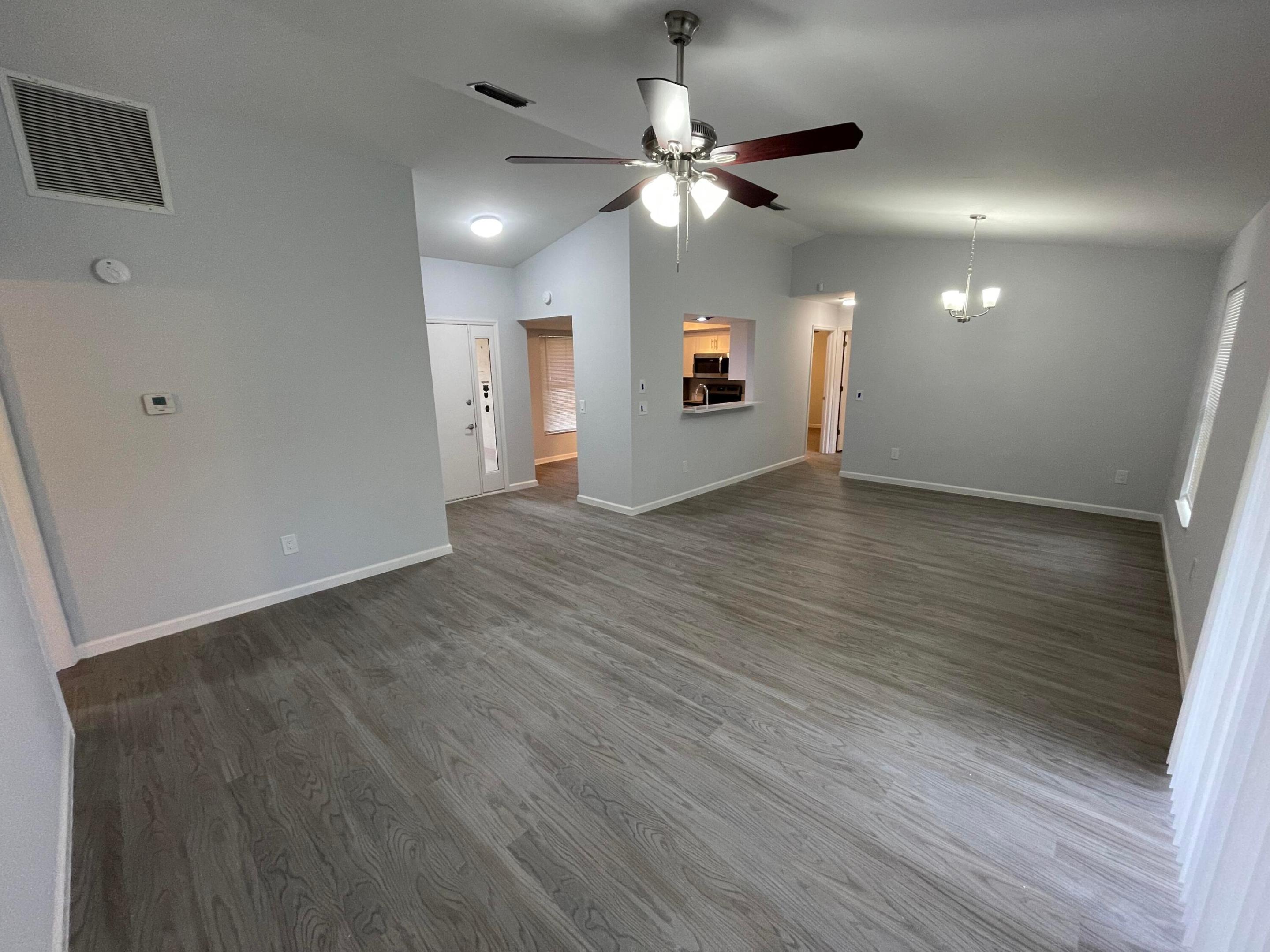 DEER ISLE - Residential Lease