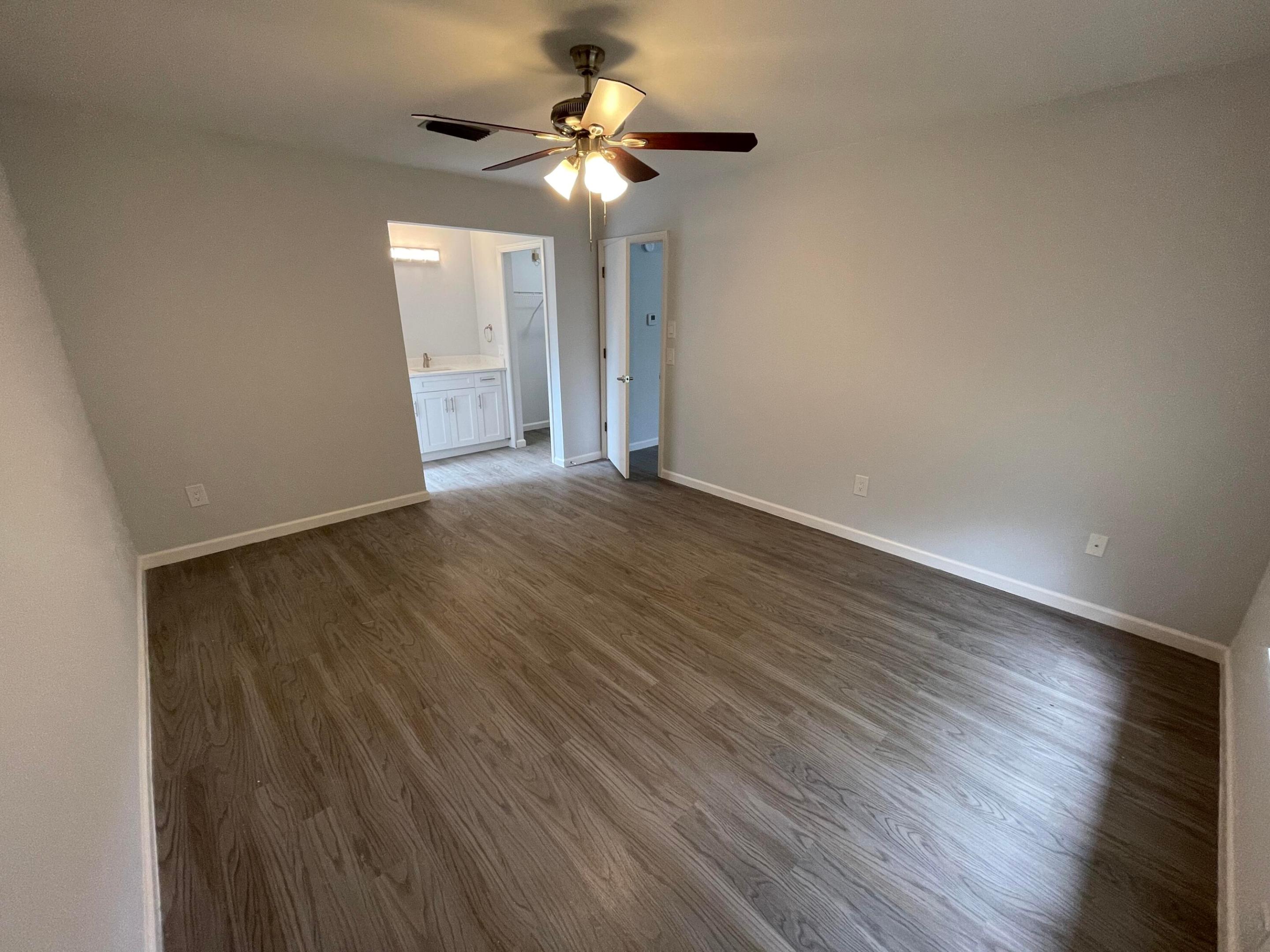 DEER ISLE - Residential Lease