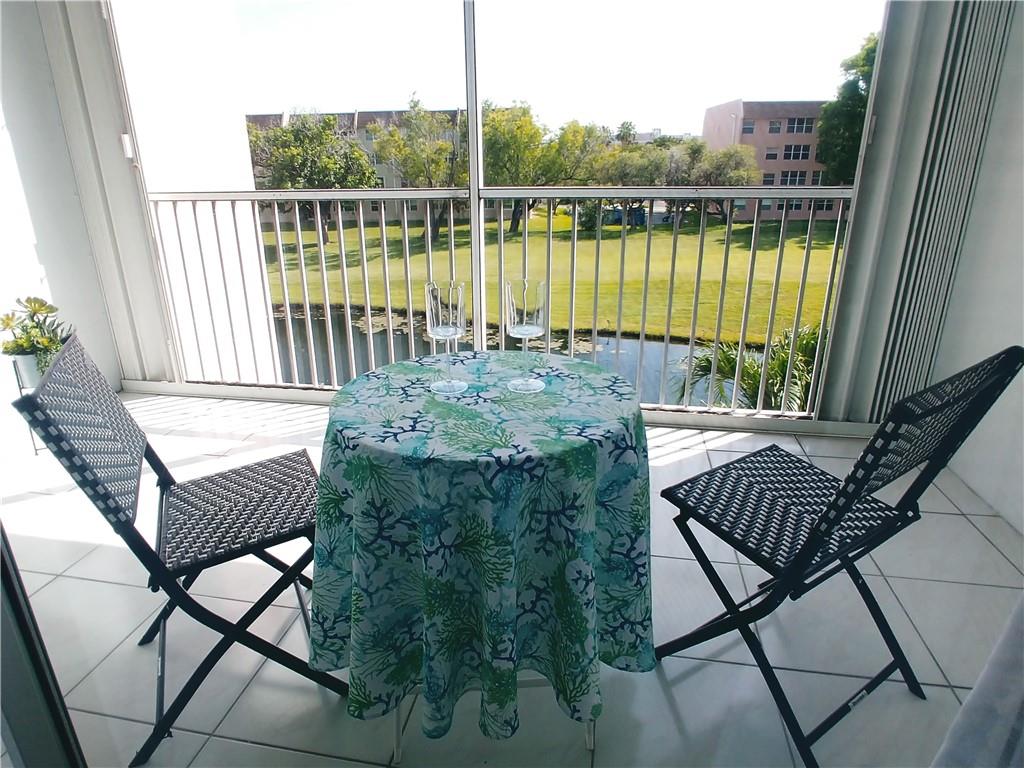 SUNRISE LAKES 189 CONDO - Residential